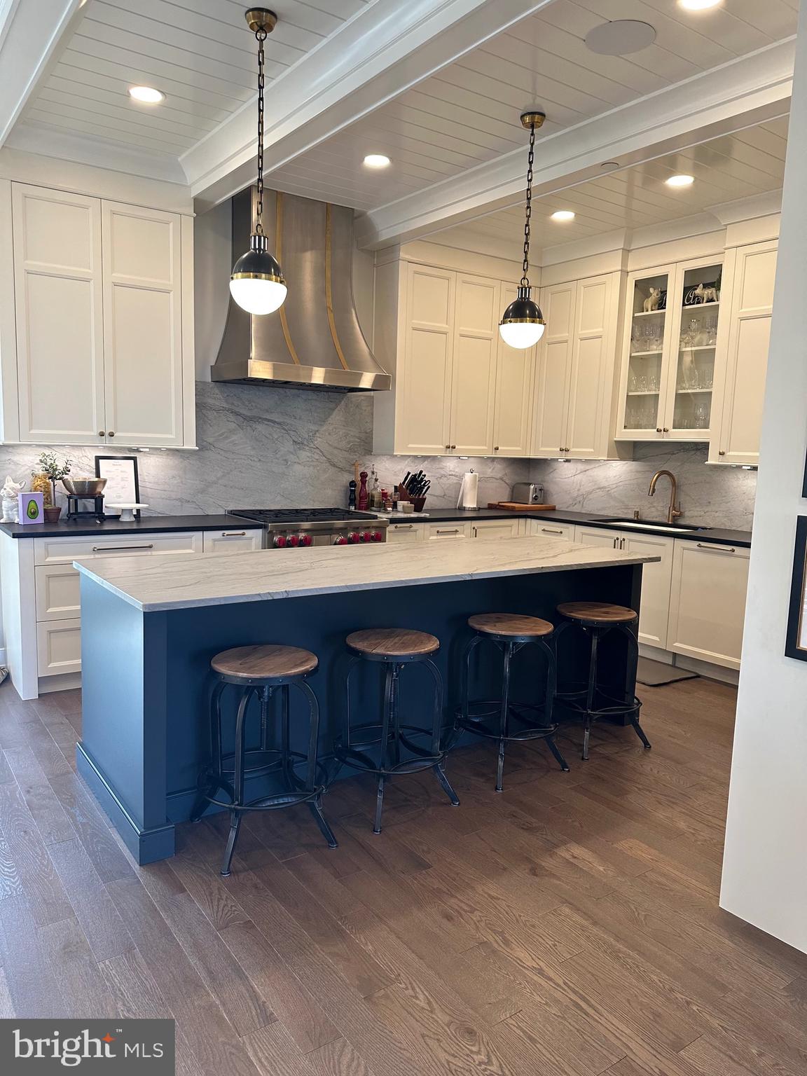 RABBIT RUN CREEK - Residential