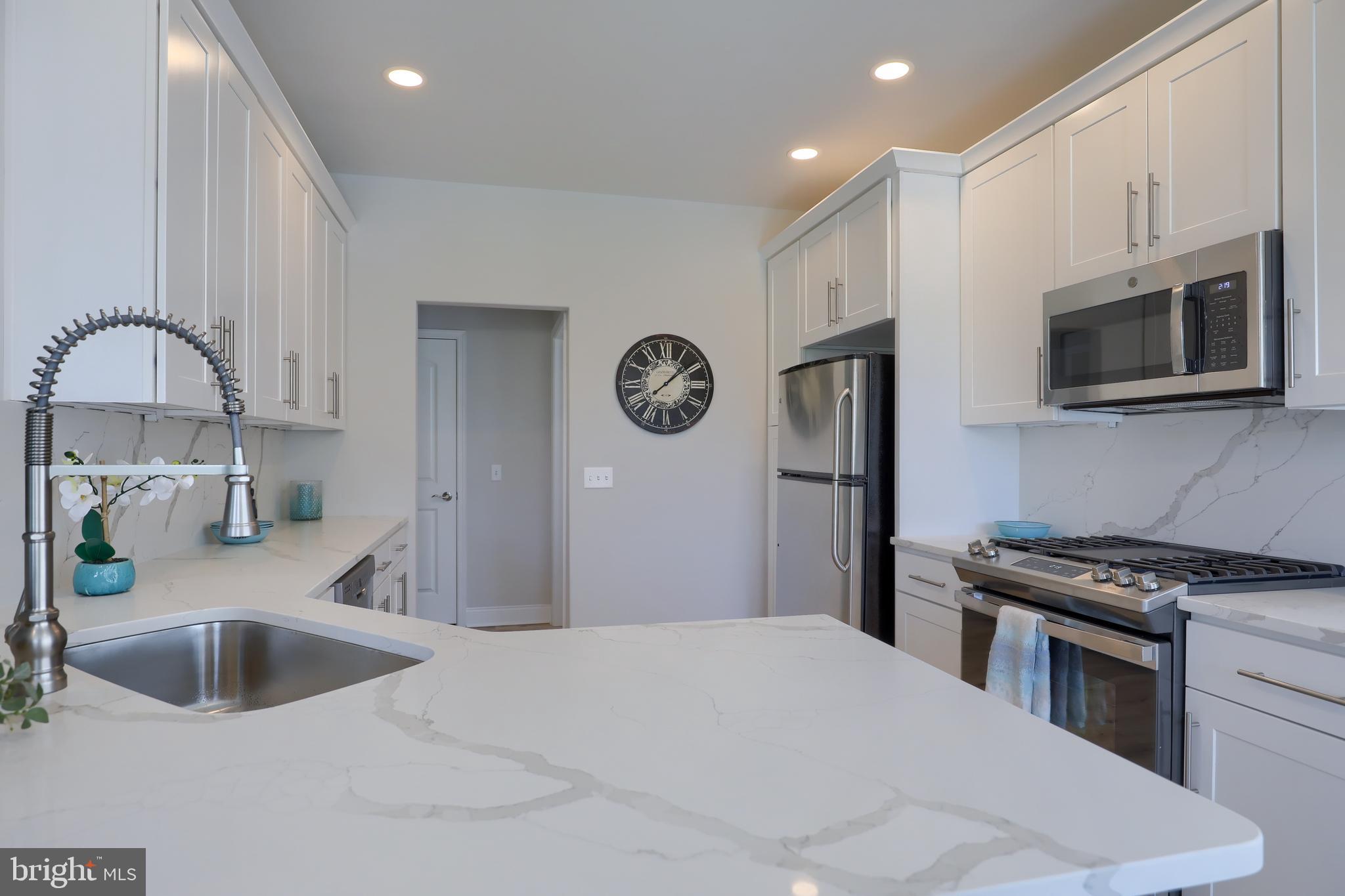 CROSSGATES - Residential