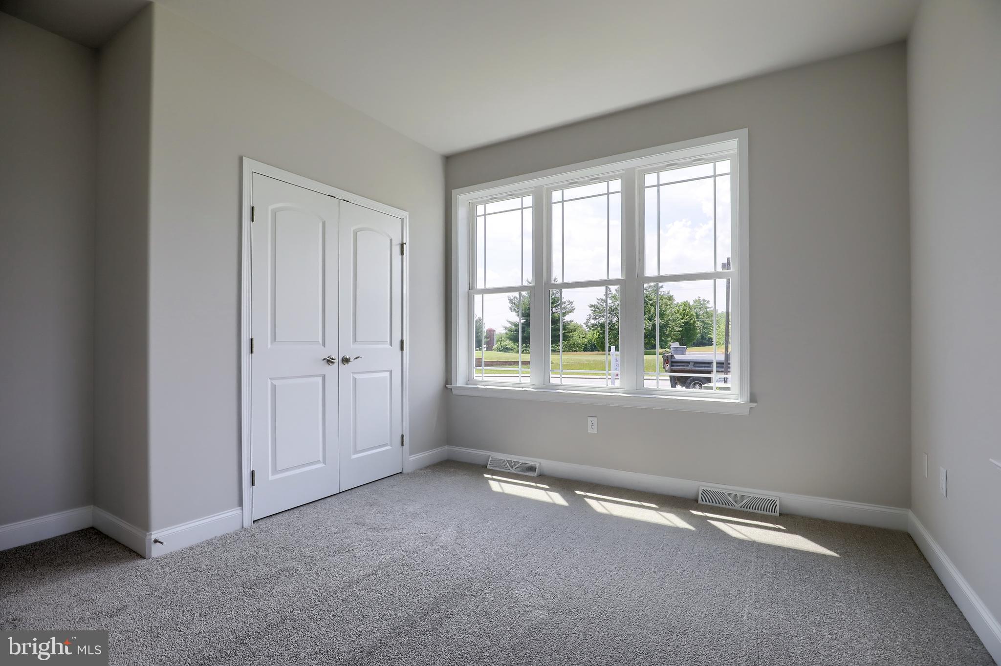 CROSSGATES - Residential
