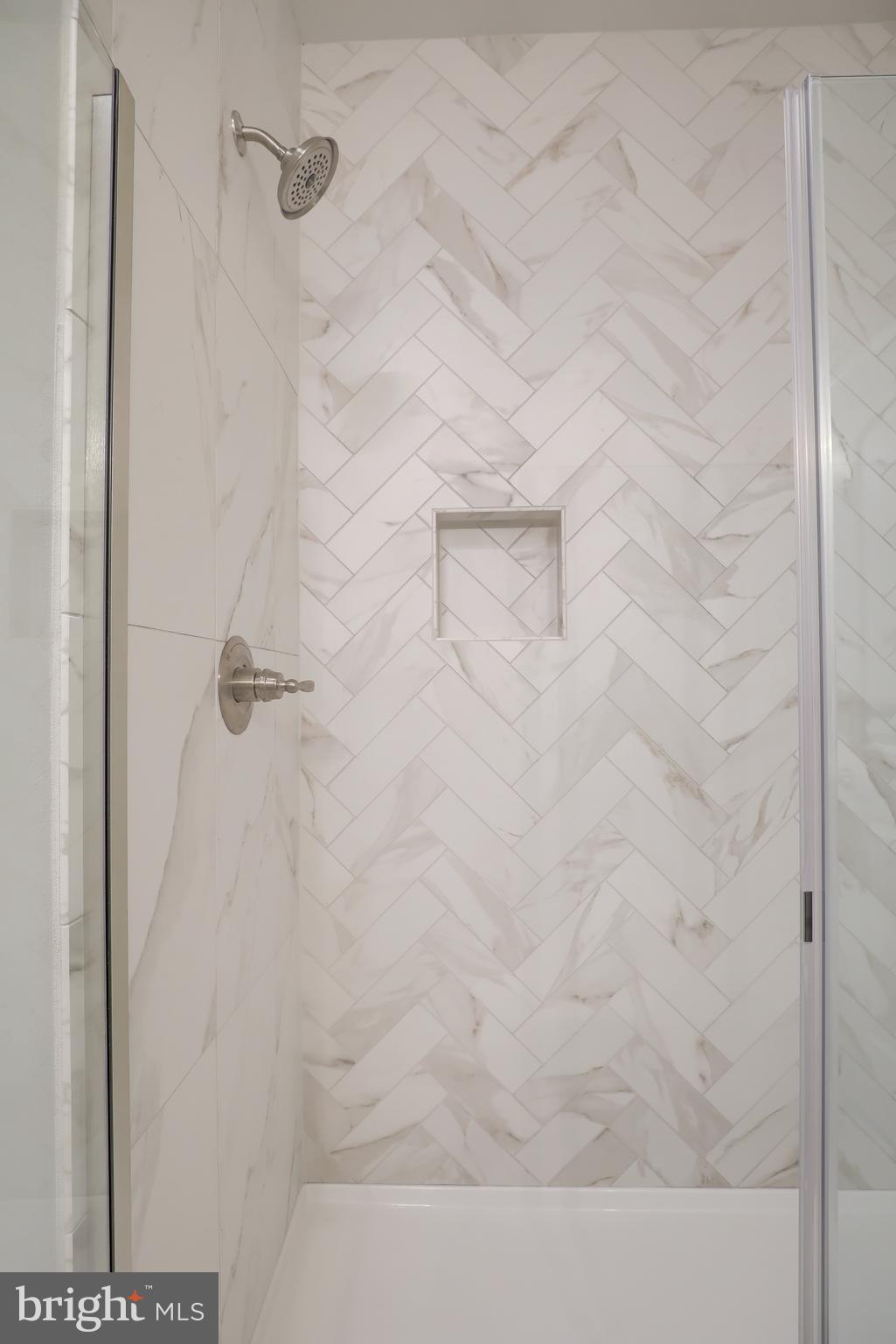 CROSSGATES - Residential
