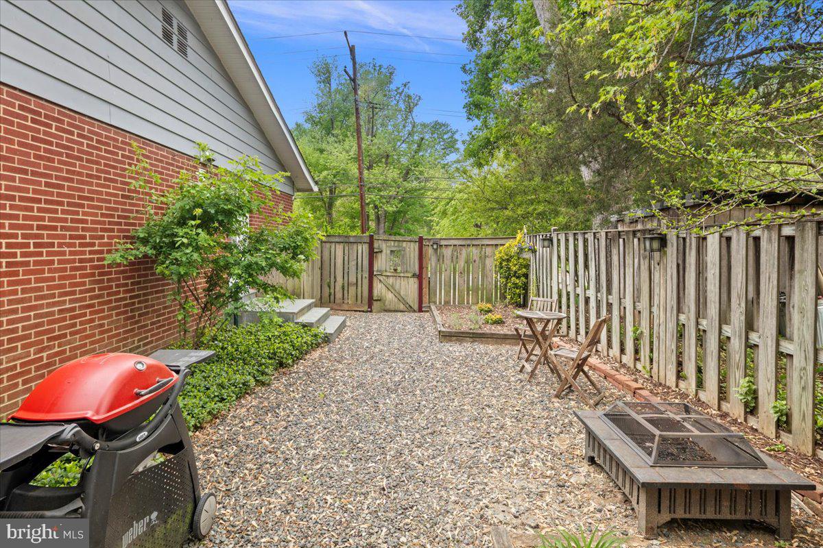 HUNGERFORD - Residential