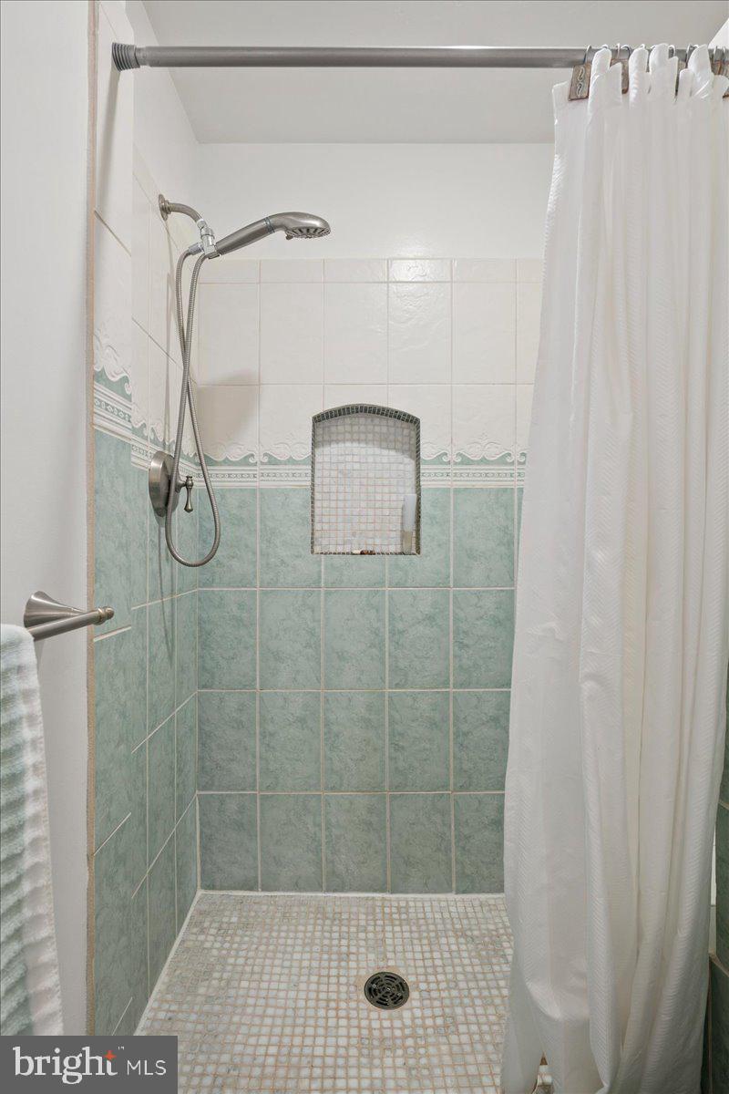 HUNGERFORD - Residential