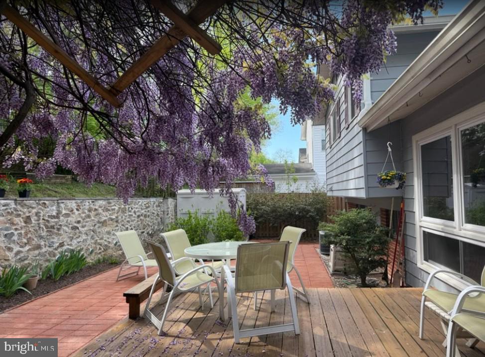 802 CABIN JOHN PARKWAY