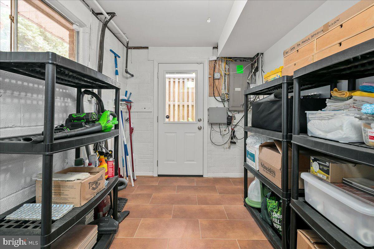 HUNGERFORD - Residential