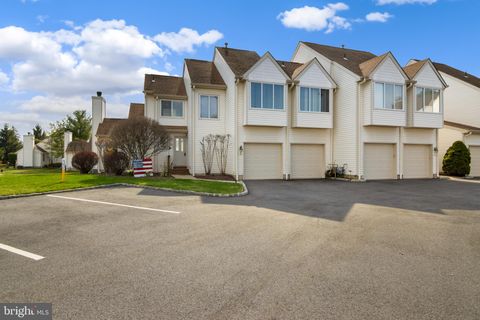 8 RUSSELL COURT MONTVILLE NJ 07045