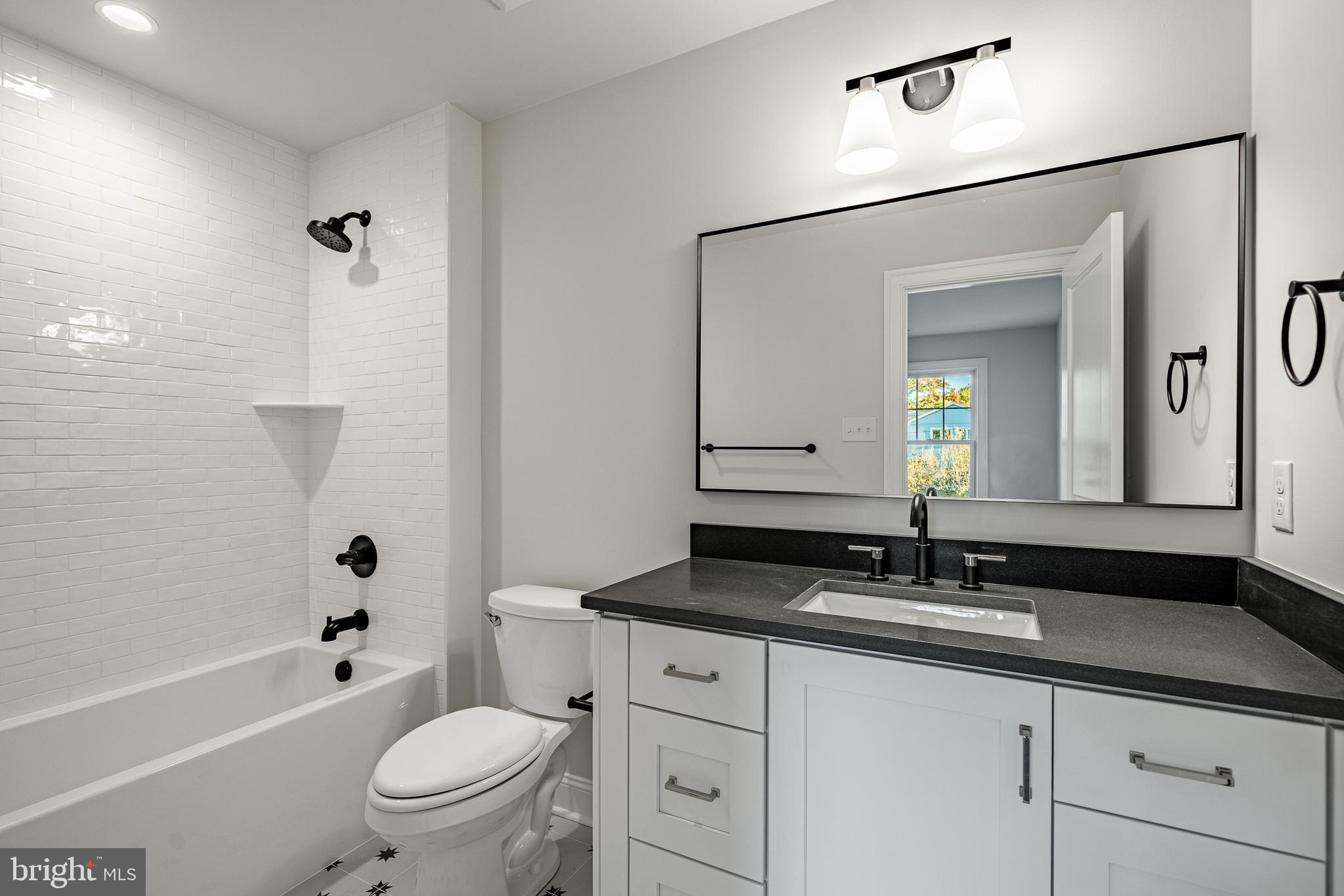 WYNNEWOOD - Residential