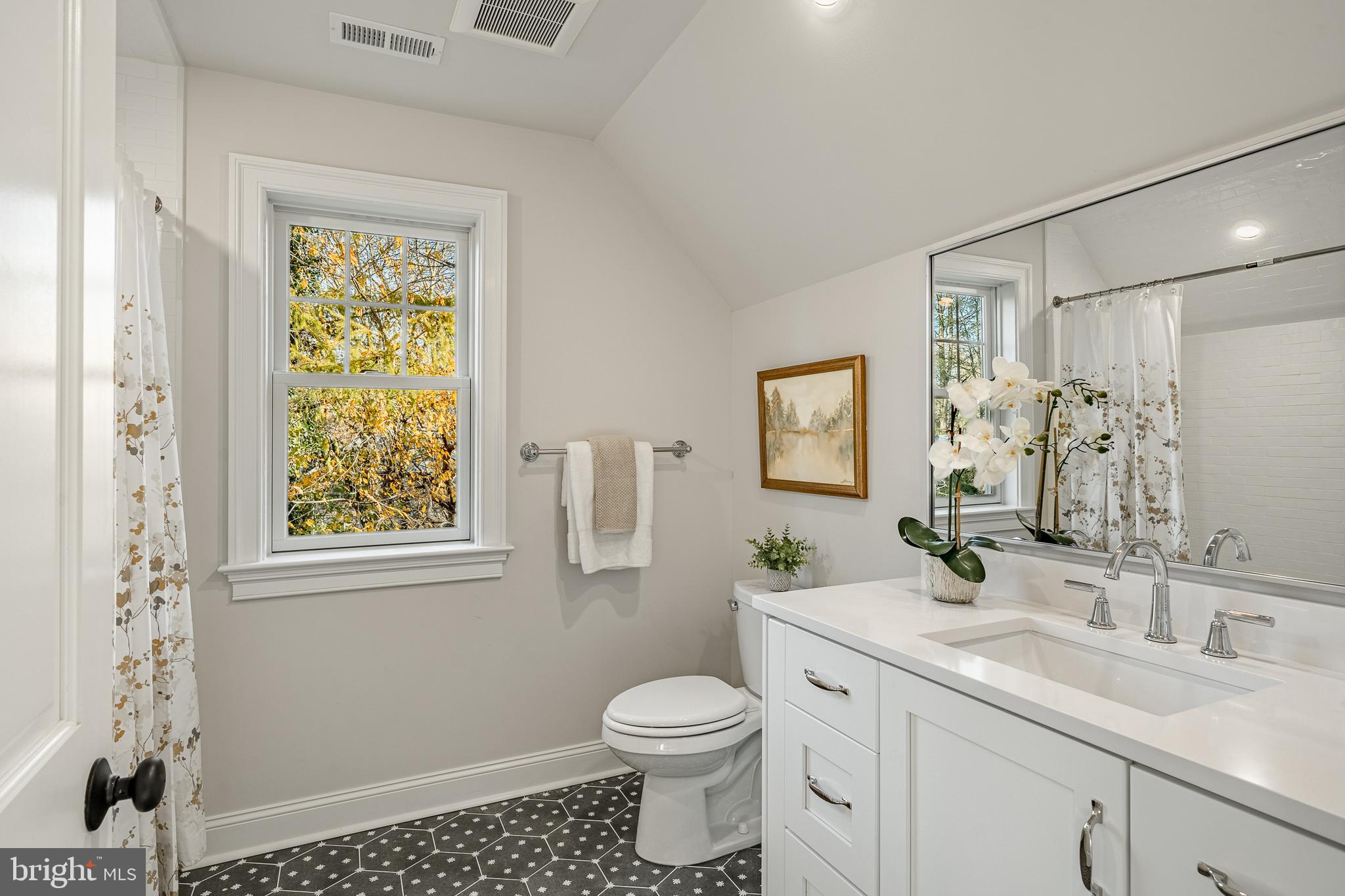 WYNNEWOOD - Residential