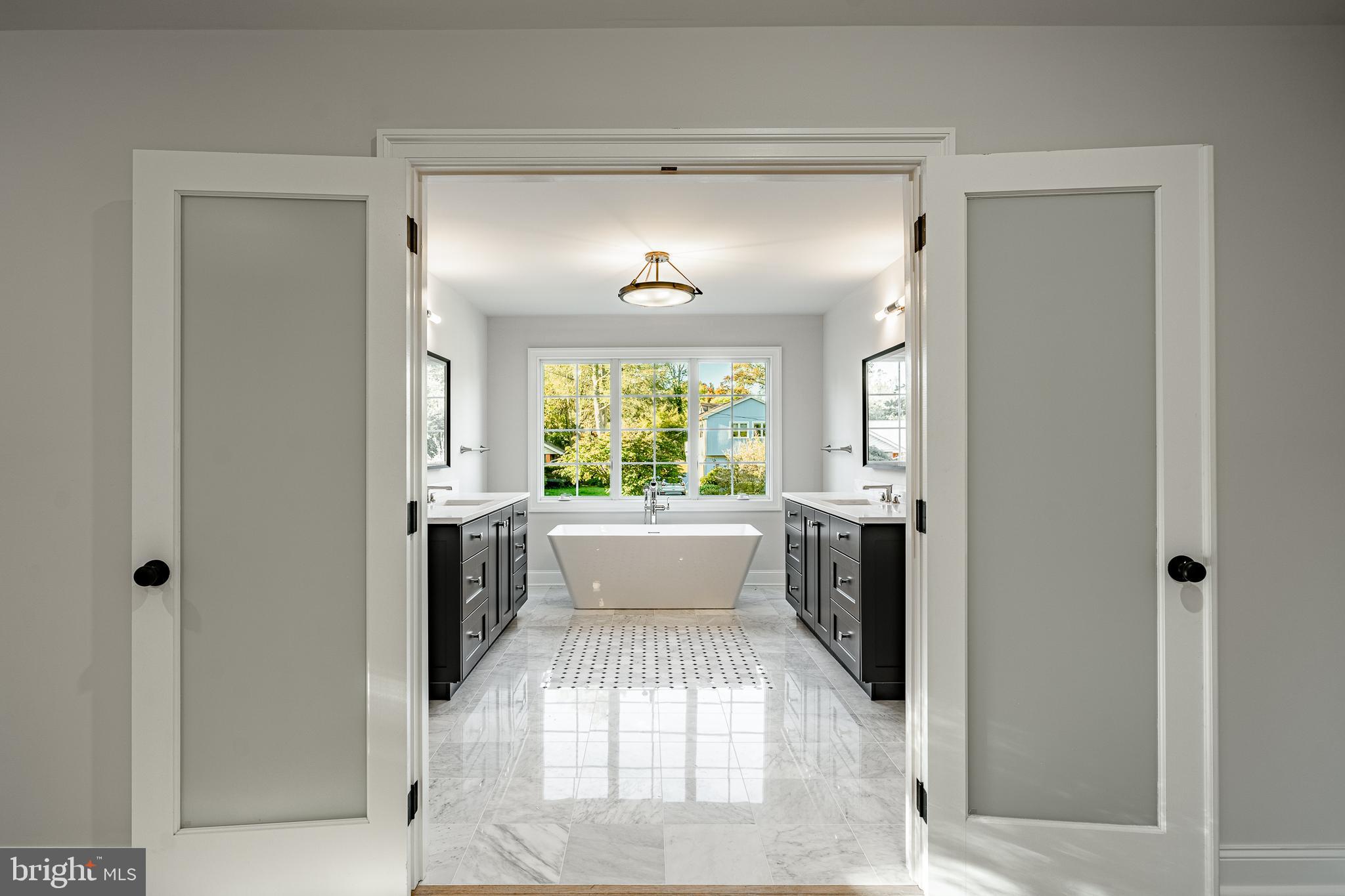 WYNNEWOOD - Residential