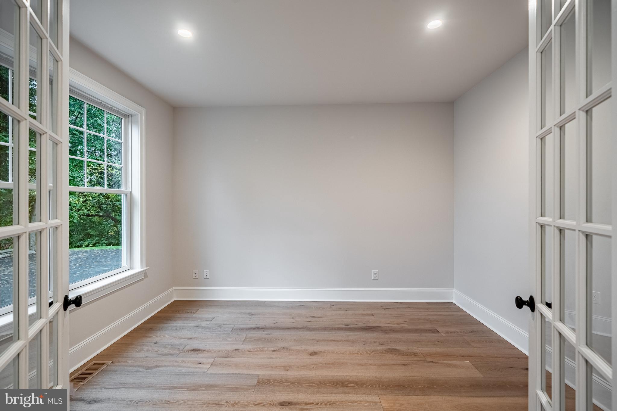 WYNNEWOOD - Residential