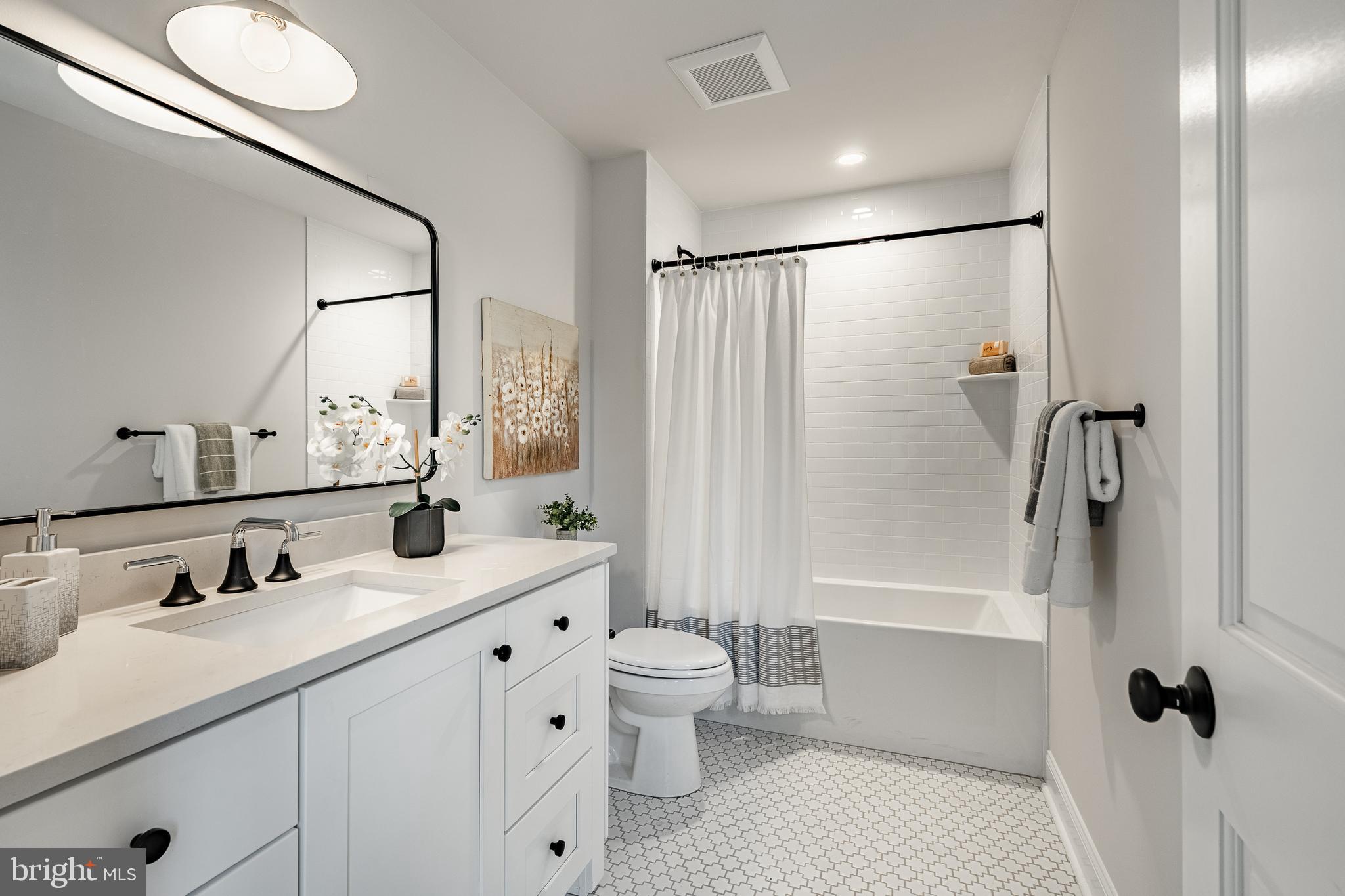 WYNNEWOOD - Residential