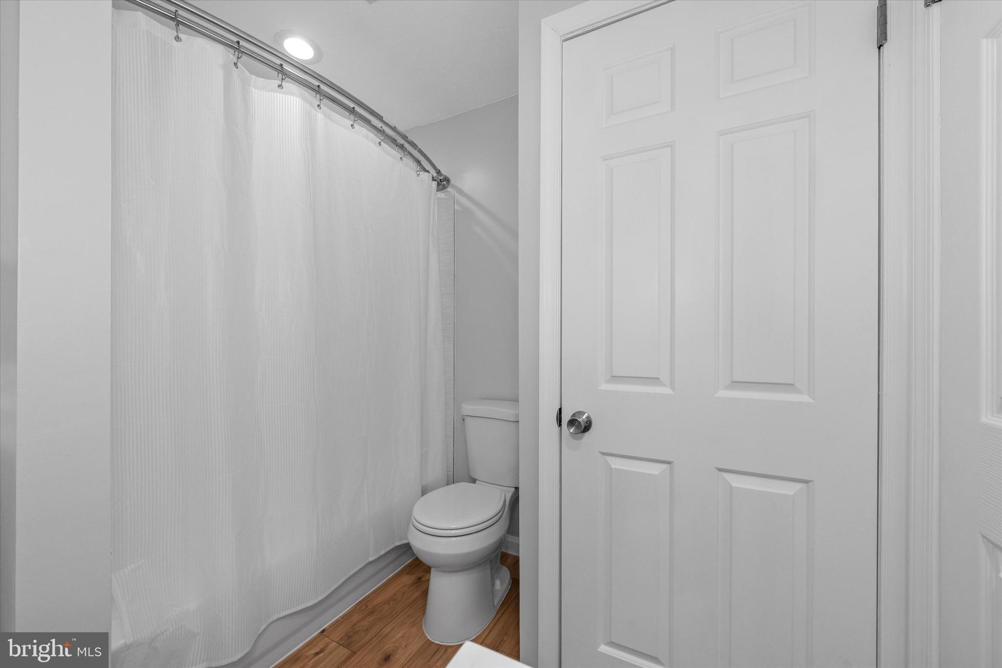 RIVERSIDE - Residential