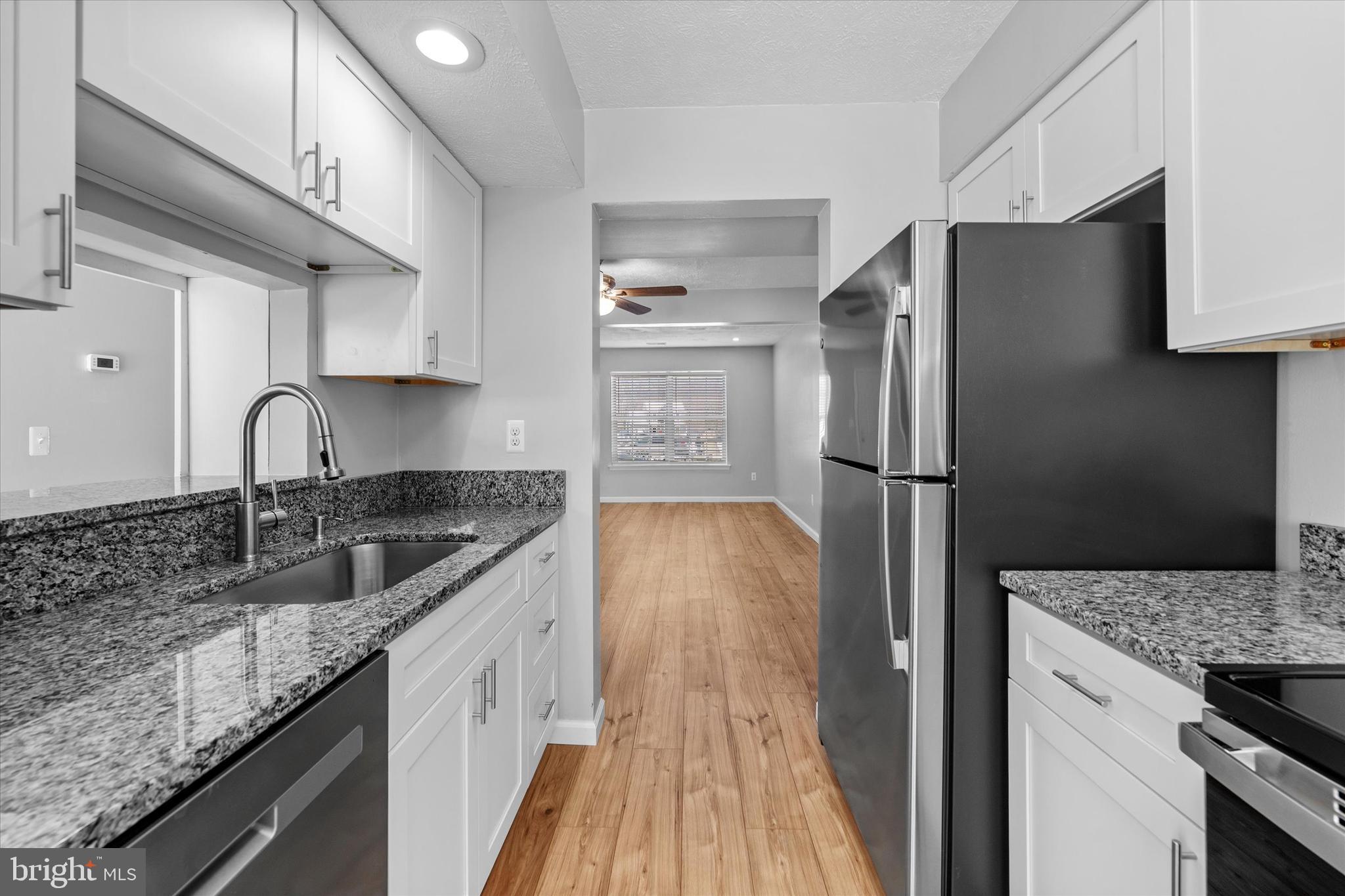 RIVERSIDE - Residential