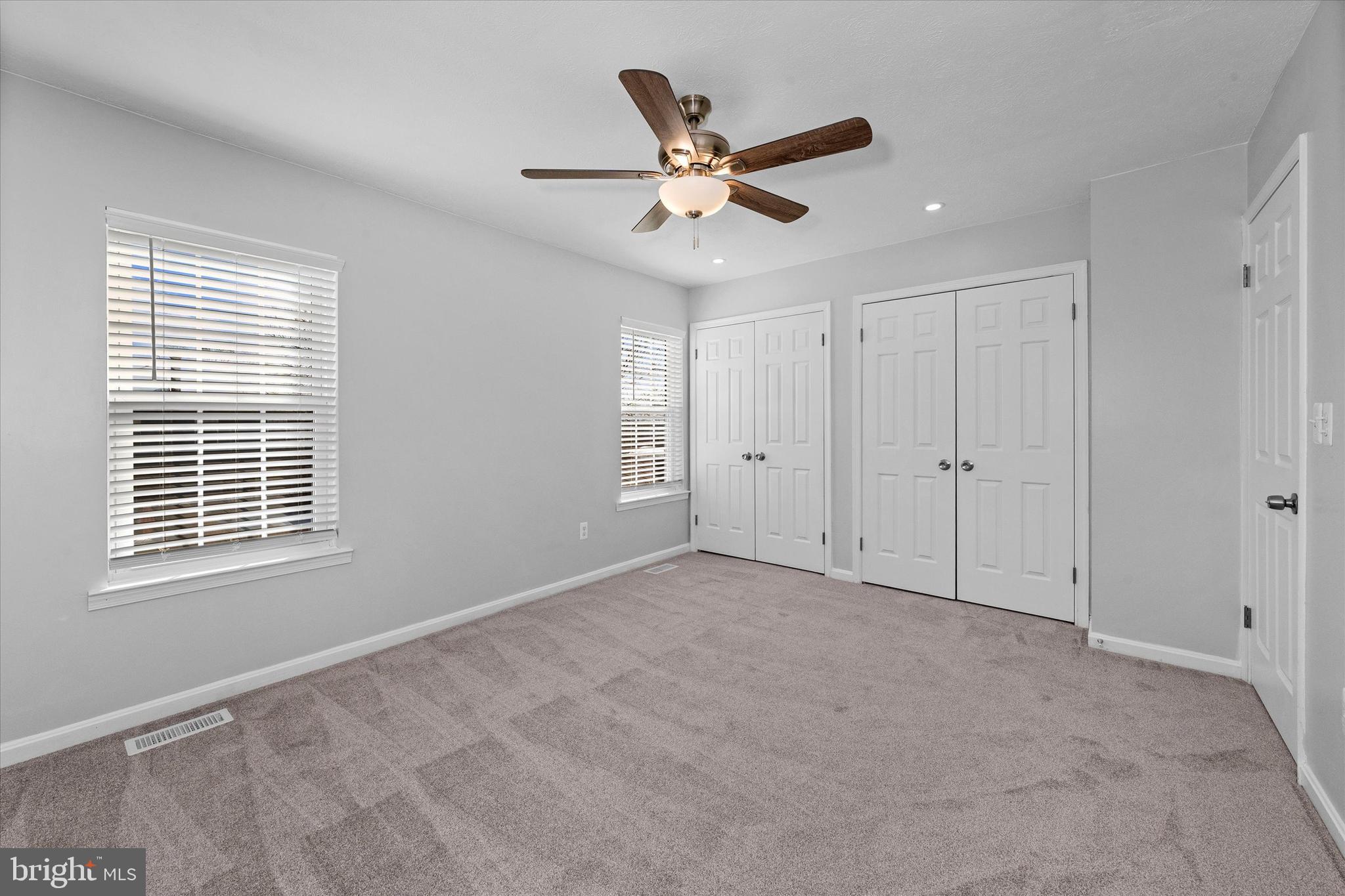 RIVERSIDE - Residential