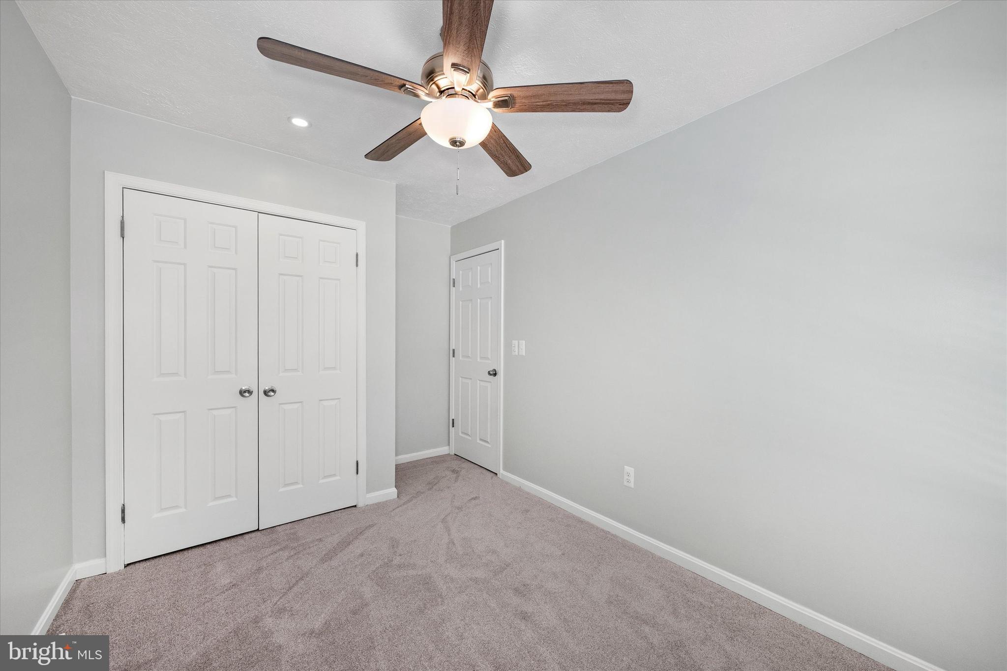 RIVERSIDE - Residential