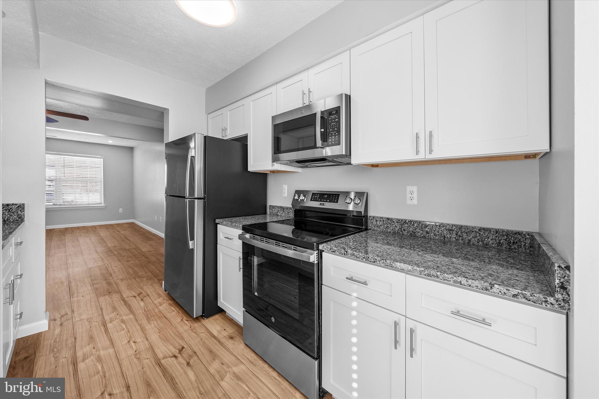 RIVERSIDE - Residential