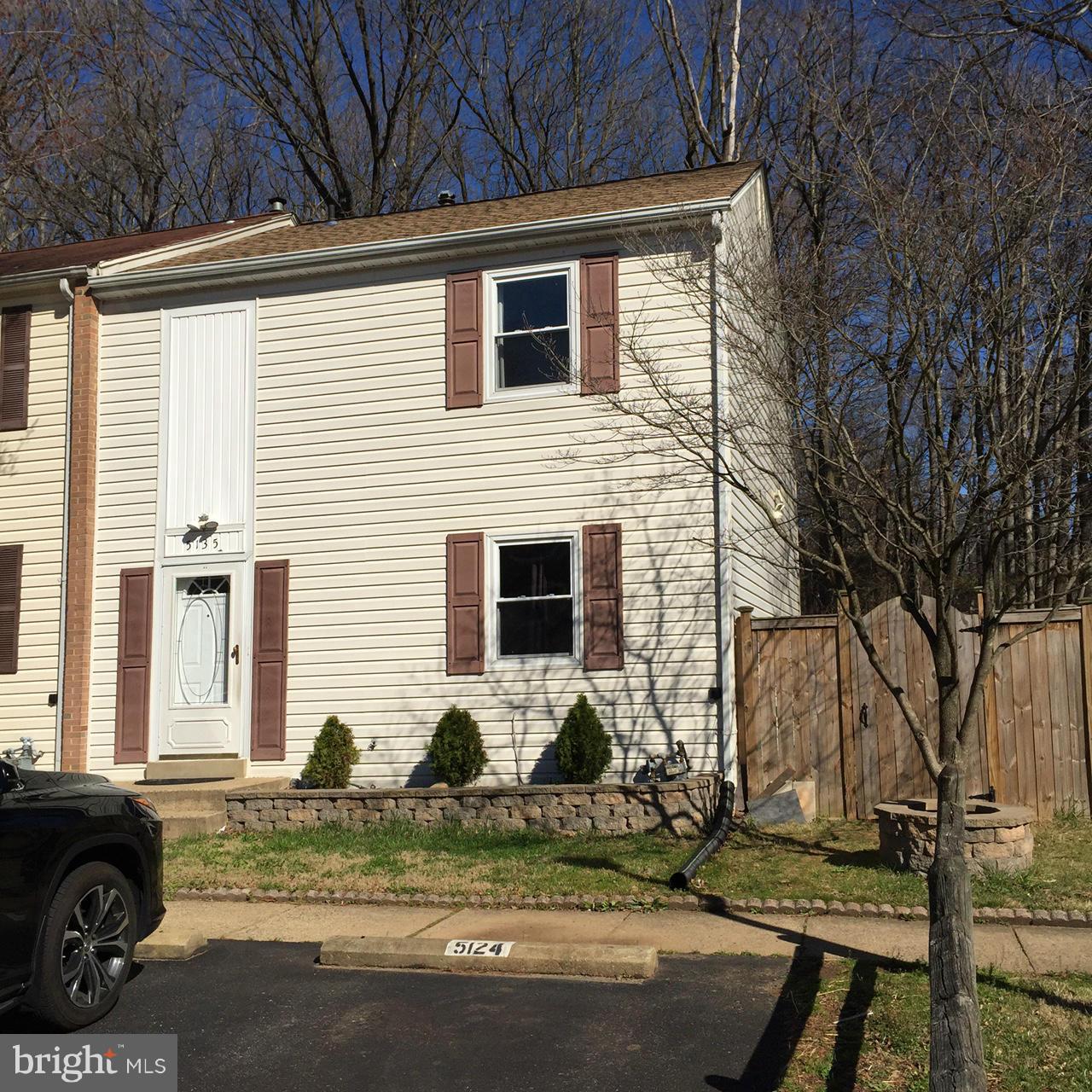 LAKE BRADDOCK - Residential