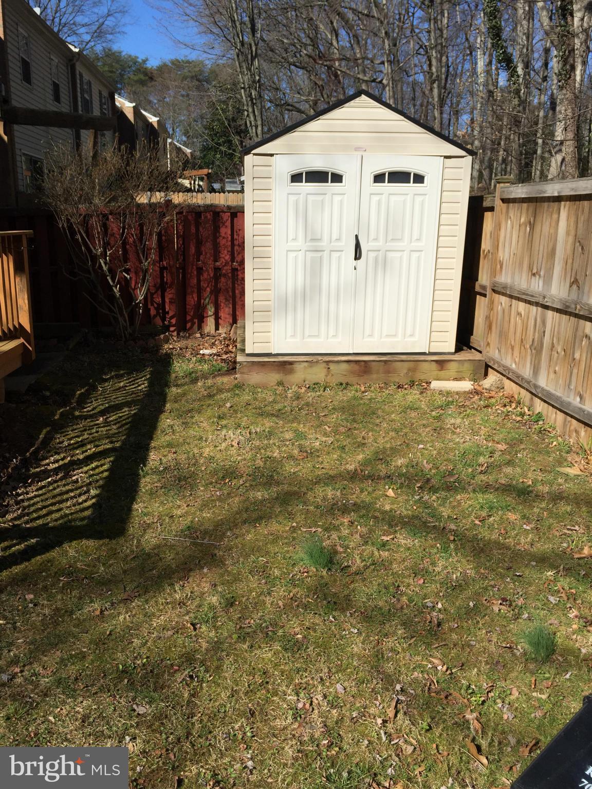 LAKE BRADDOCK - Residential