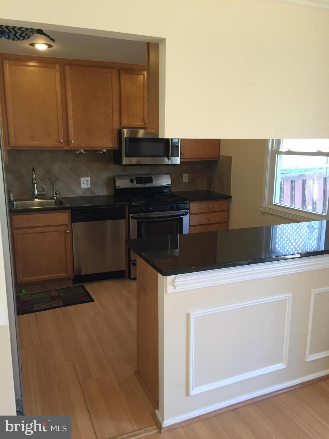 LAKE BRADDOCK - Residential