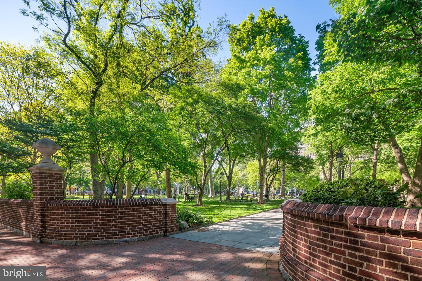 SOCIETY HILL - Residential