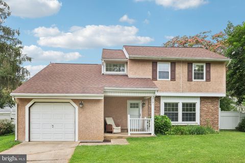 213 HAZEL RIDGE DRIVE TALLEYVILLE DE 19803
