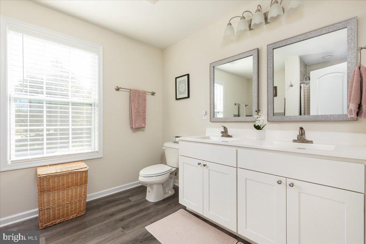 HIDDEN RIVER FARM - Residential Lease