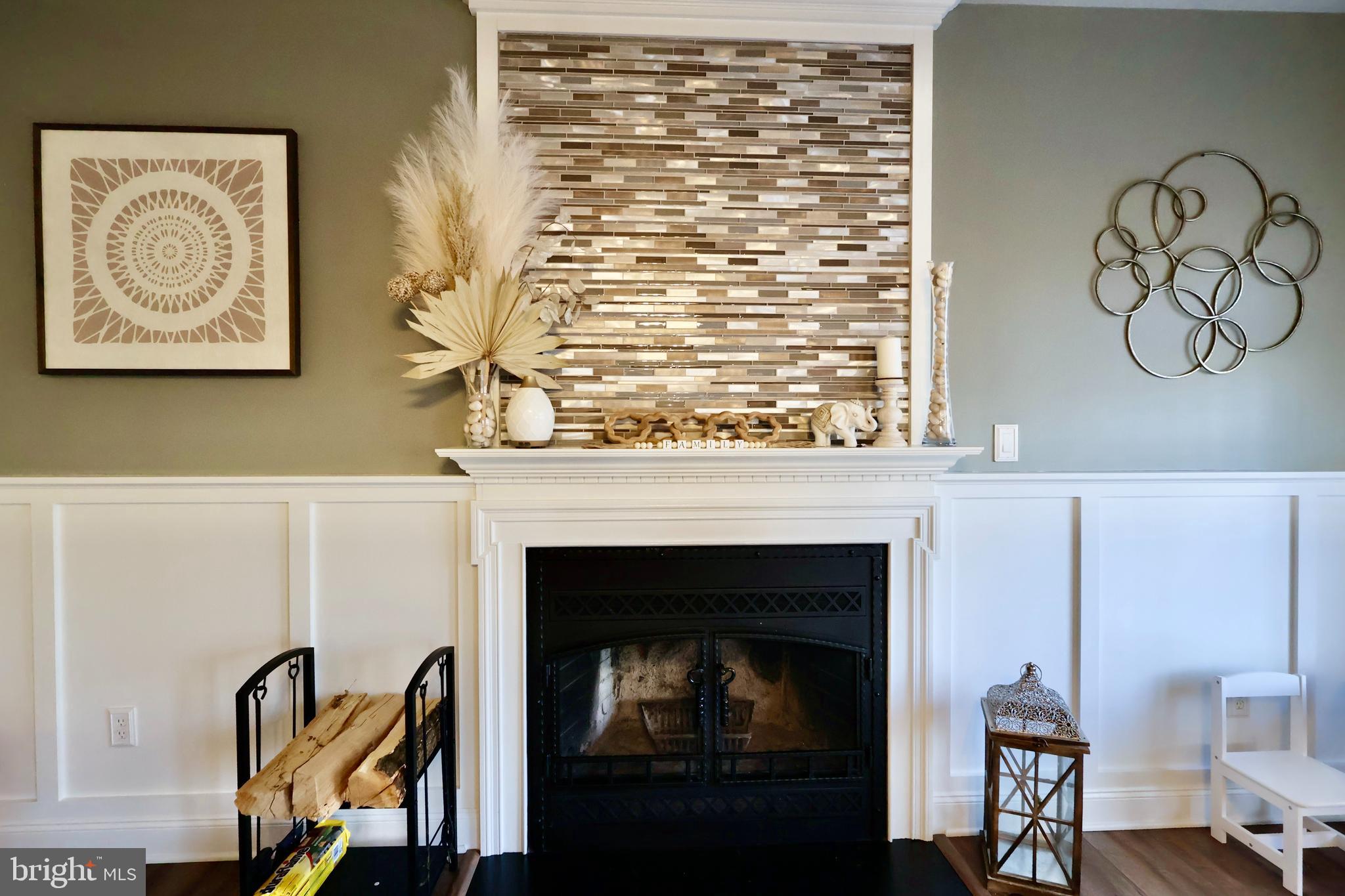 AUGUST RUN - Residential