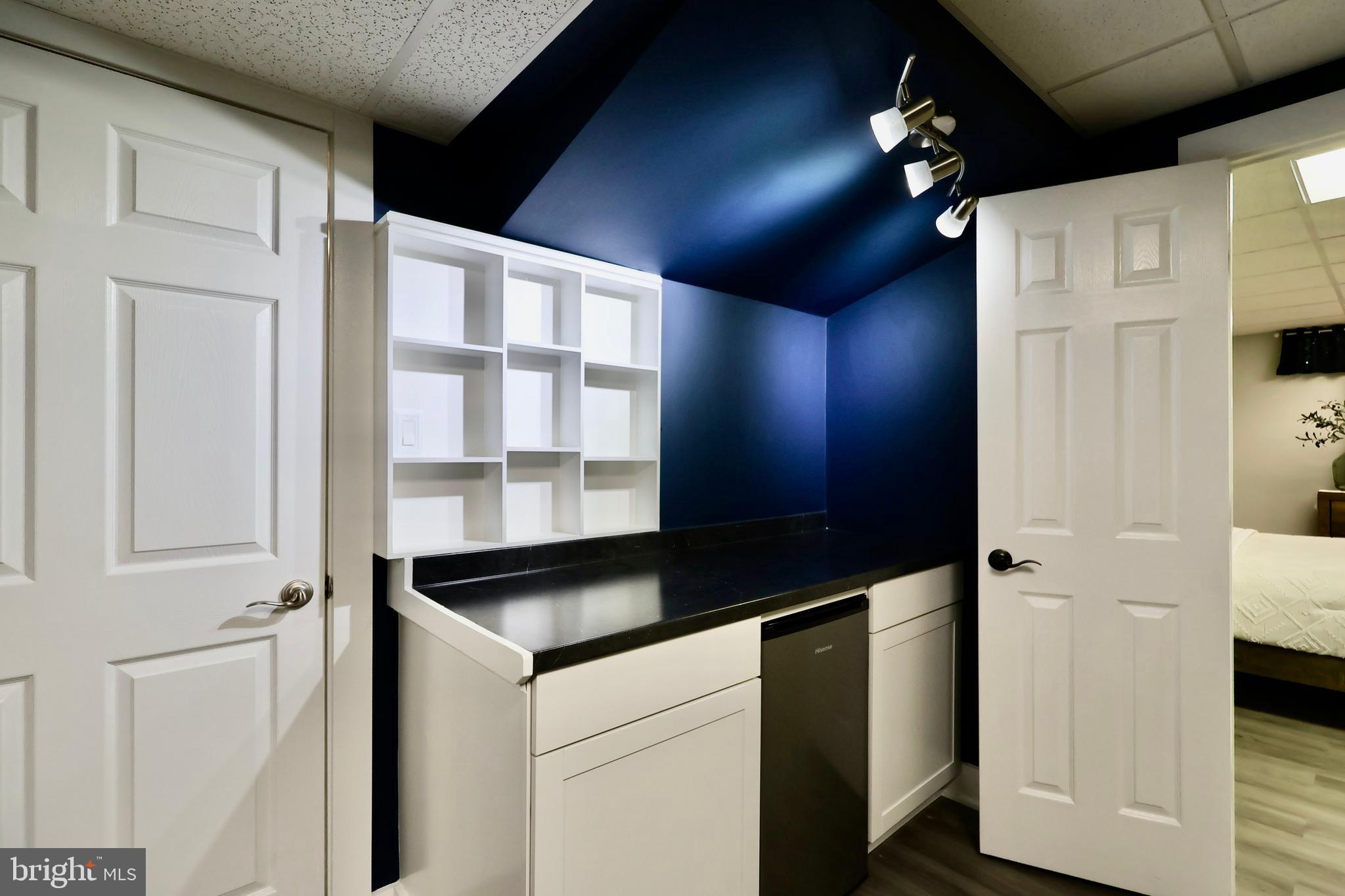 AUGUST RUN - Residential