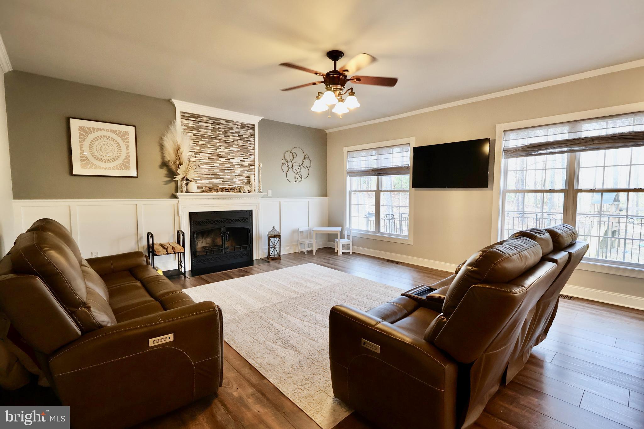 AUGUST RUN - Residential