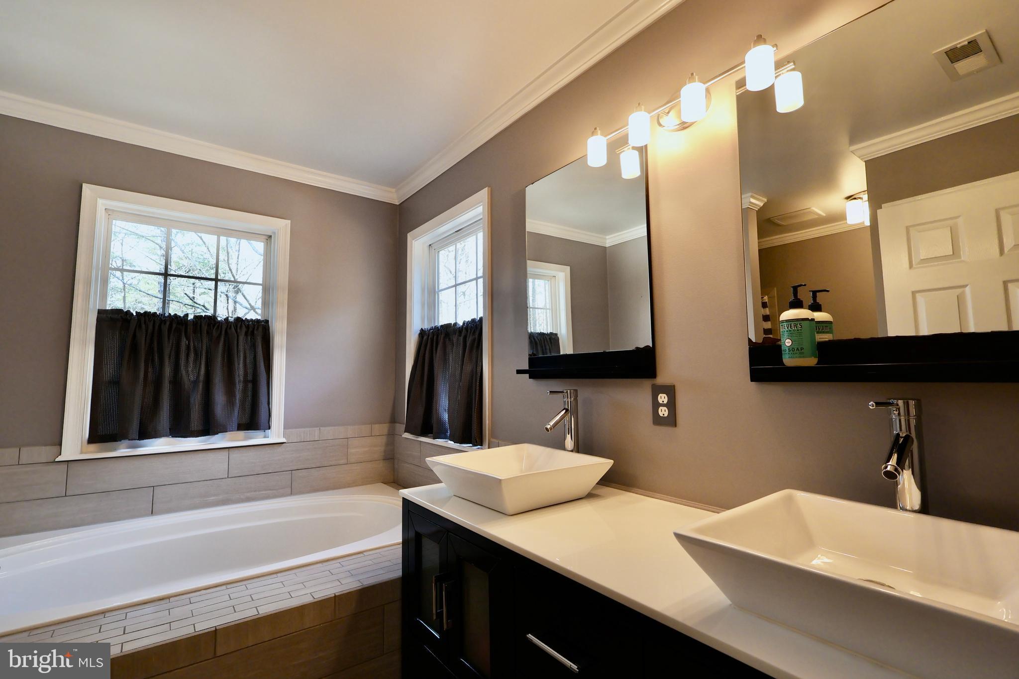 AUGUST RUN - Residential