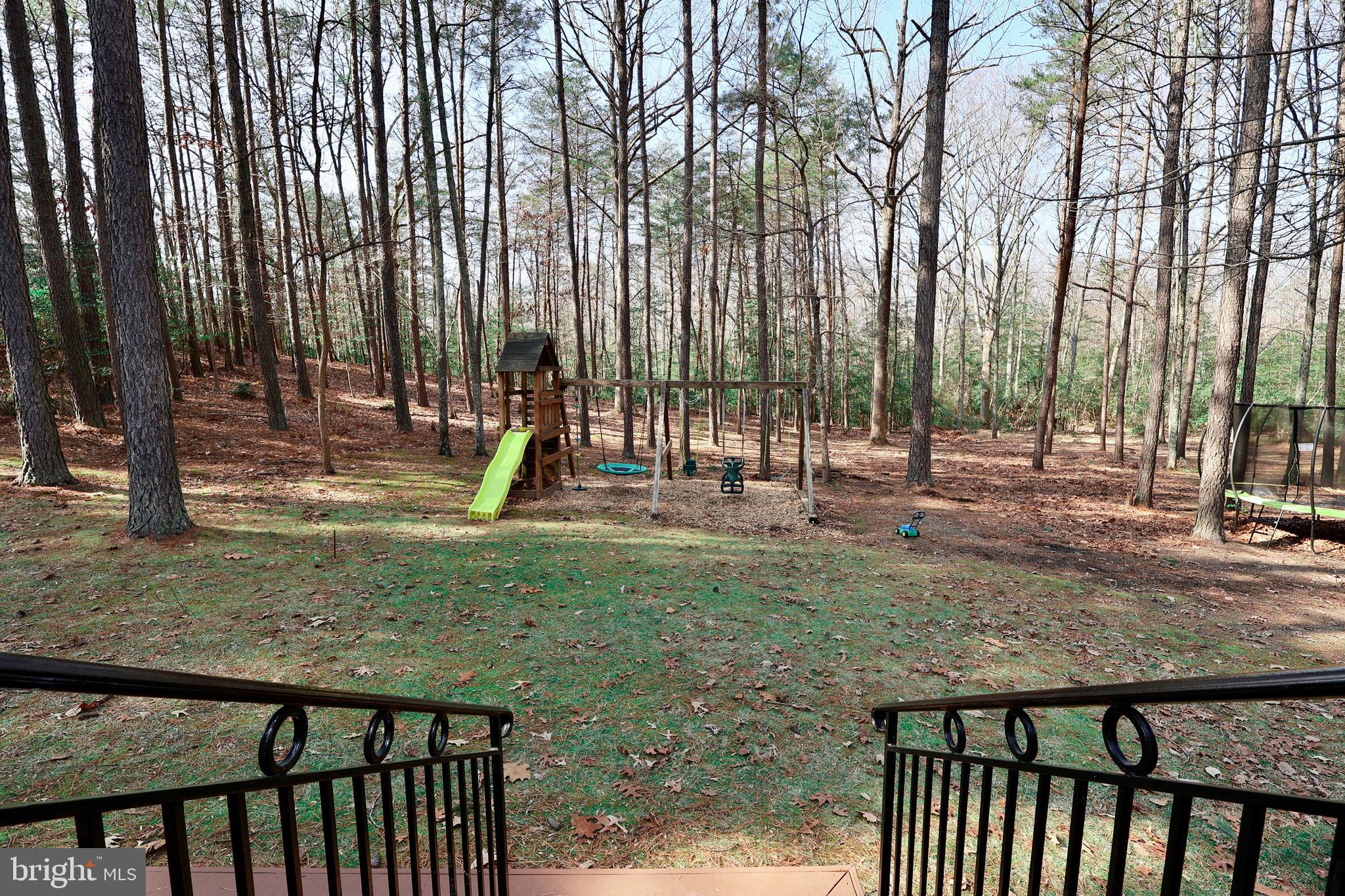 AUGUST RUN - Residential