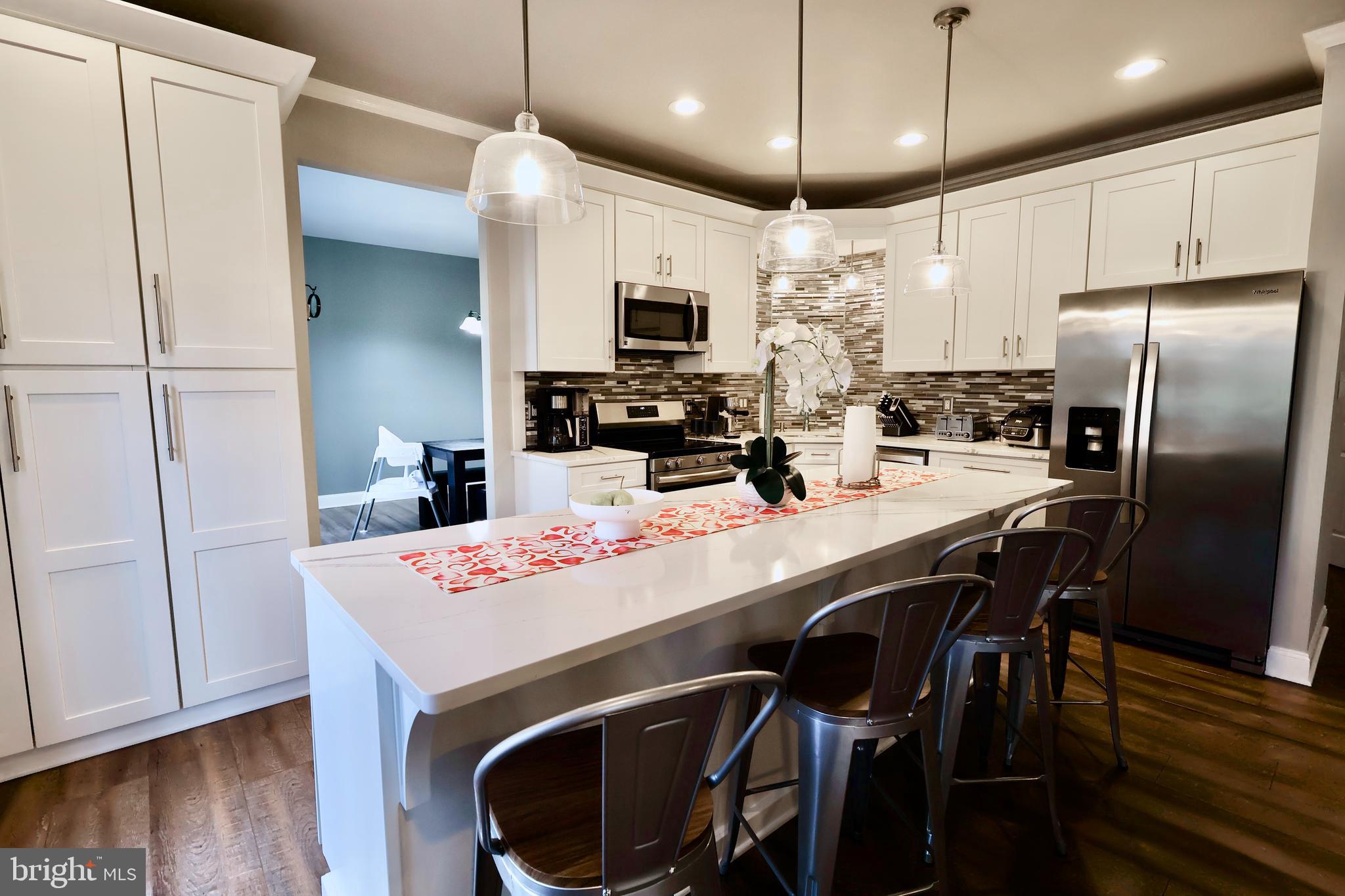 AUGUST RUN - Residential