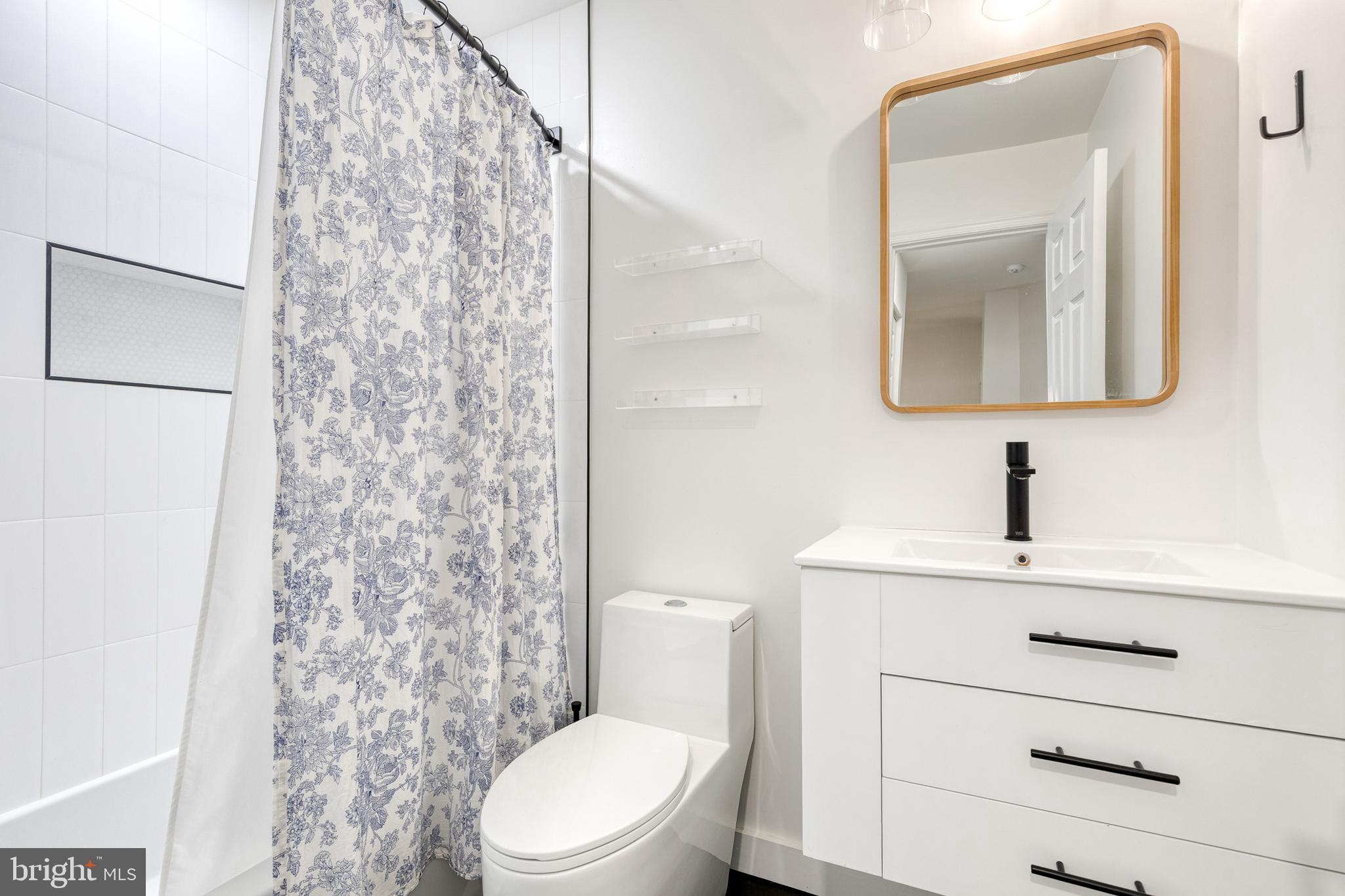 CHAPEL GATE - Residential