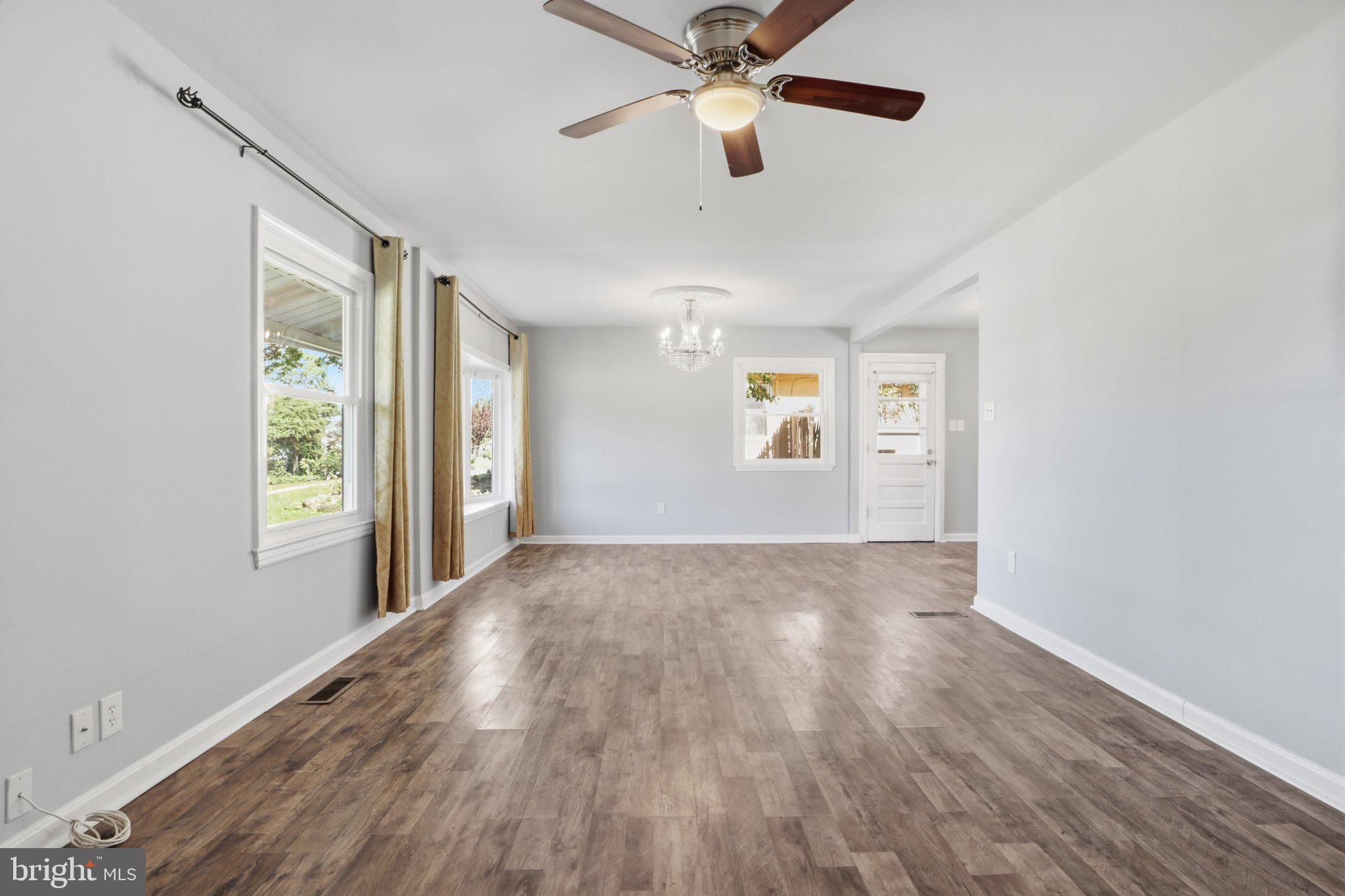 303 W CHURCH ROAD
