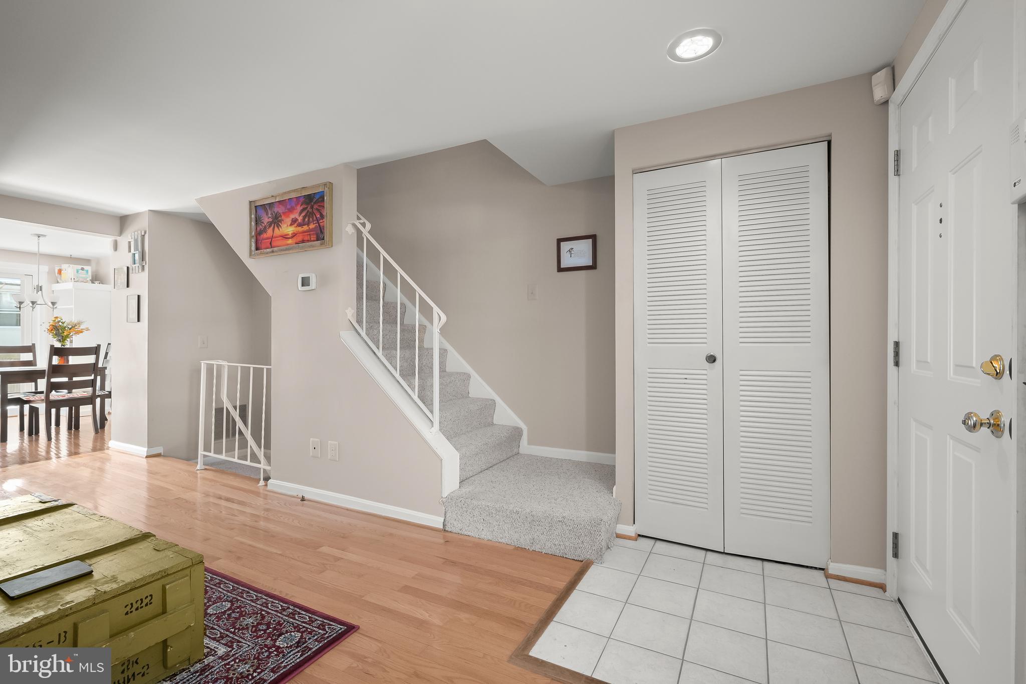 ESSEX PLACE - Residential