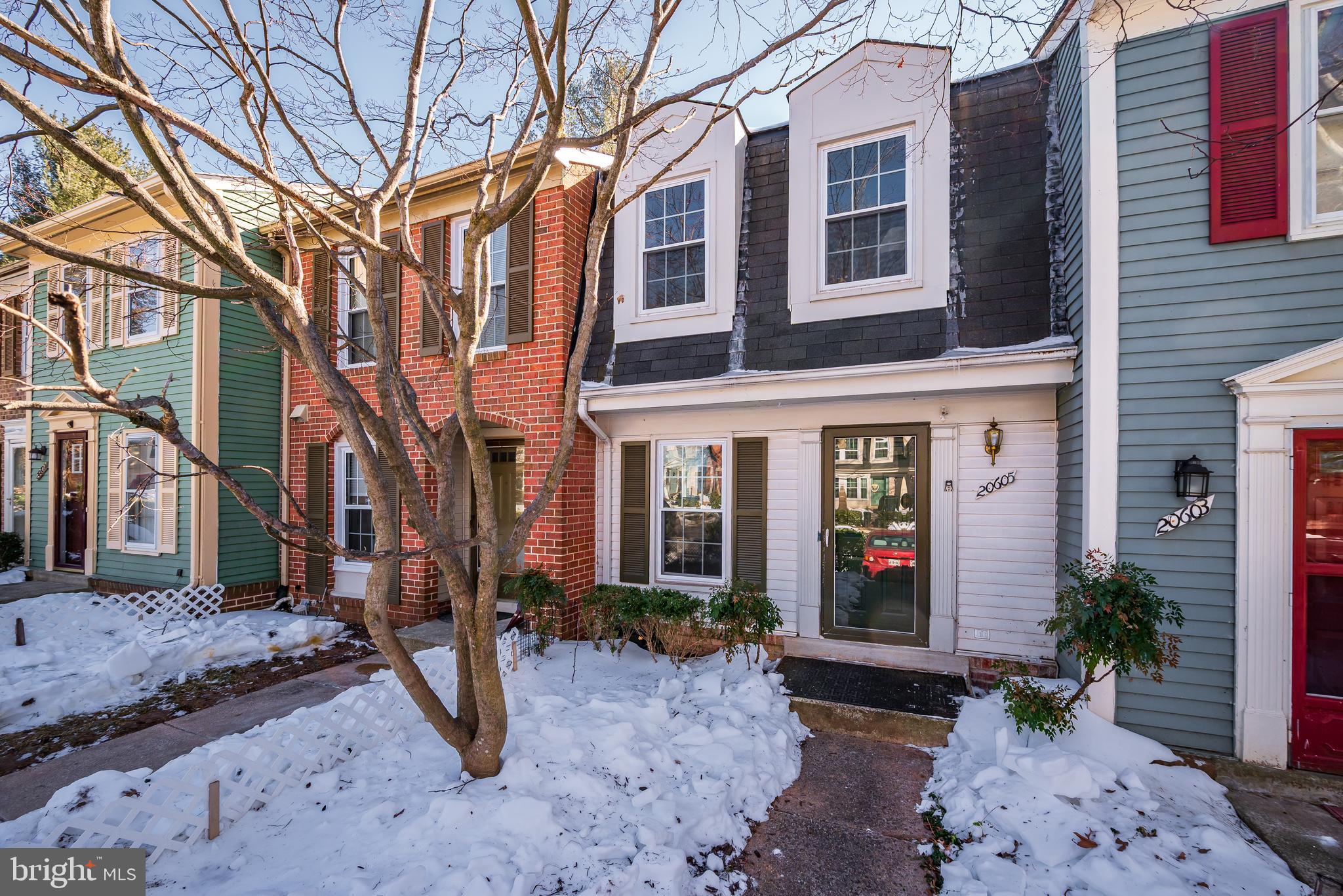 ESSEX PLACE - Residential