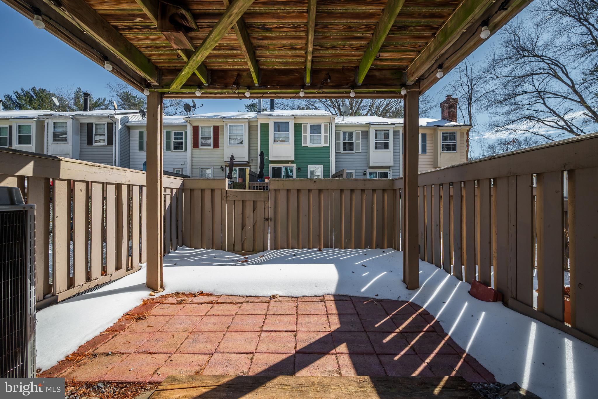 ESSEX PLACE - Residential