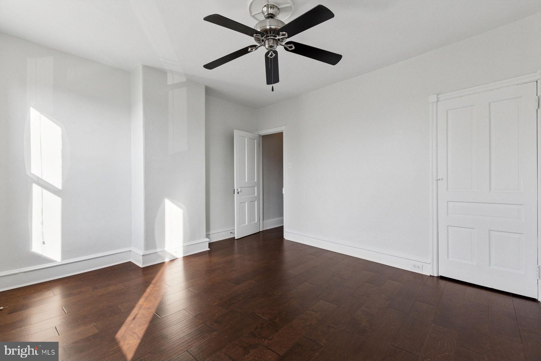 MANAYUNK - Residential