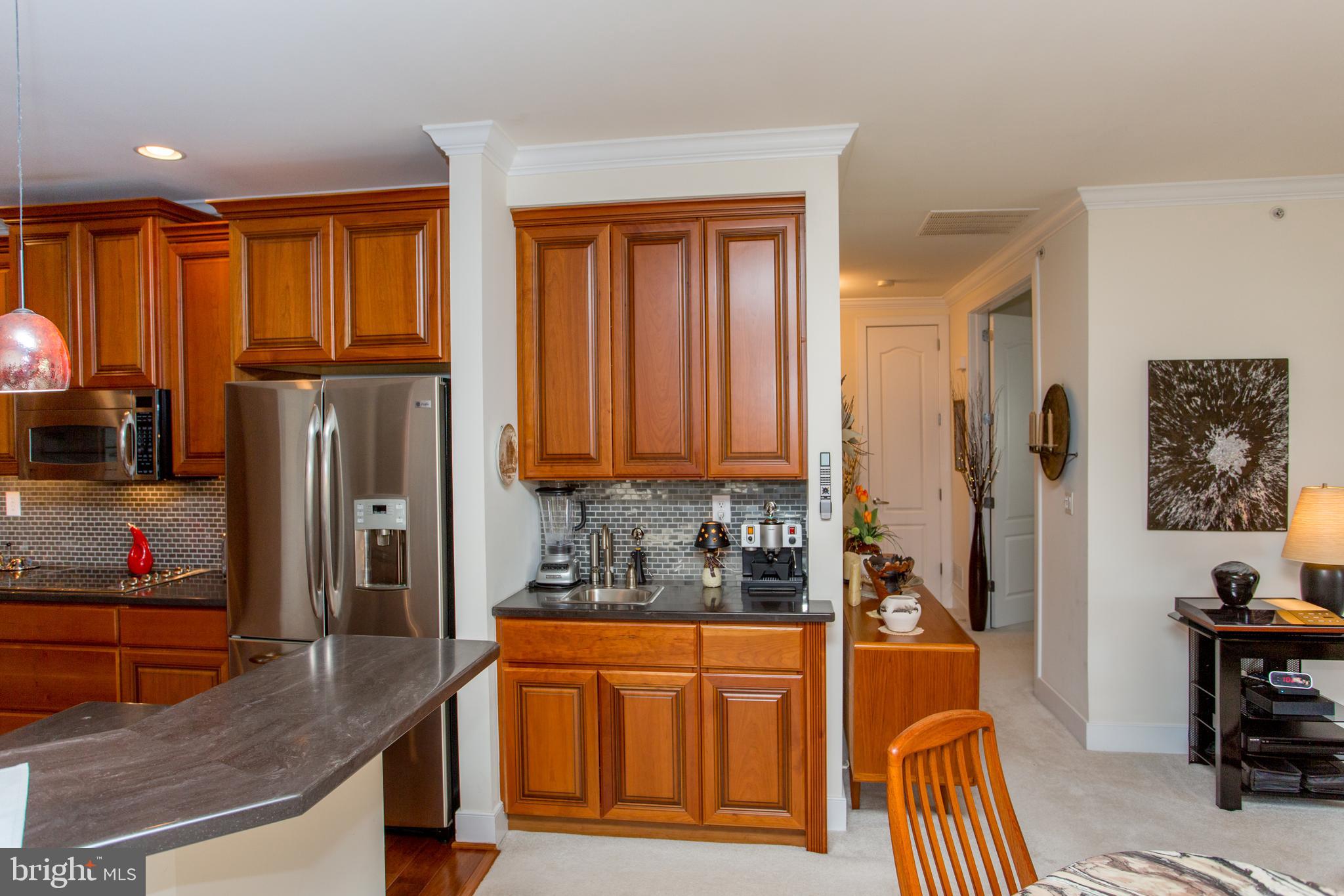 MERIDIAN VALLEY SQ - Residential