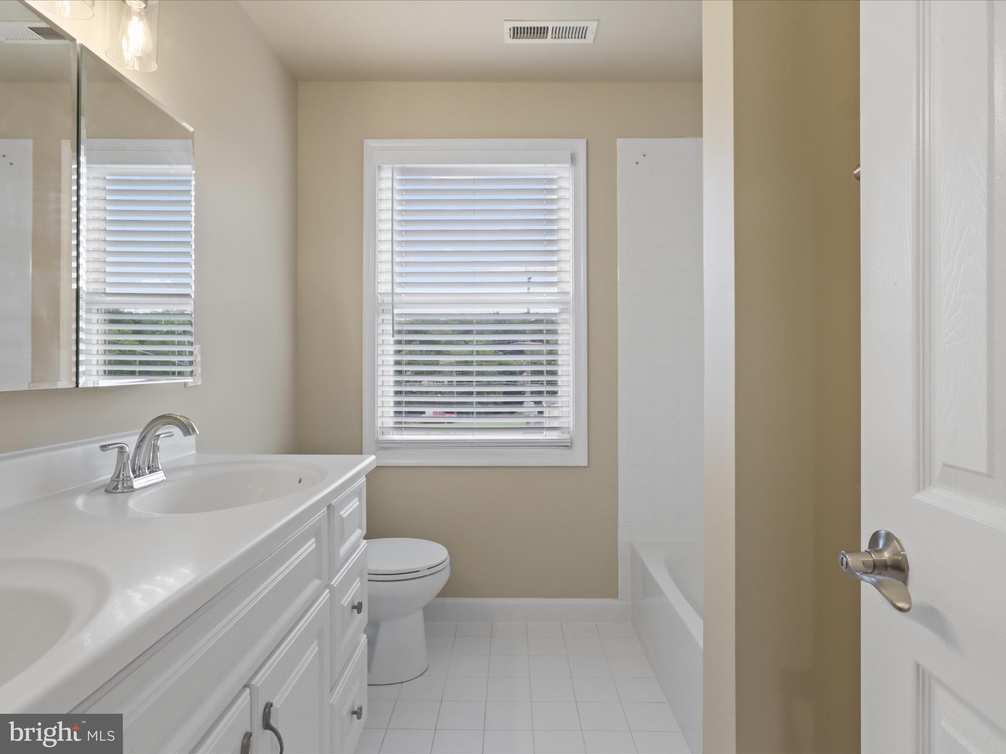 ROBERTS PLACE - Residential