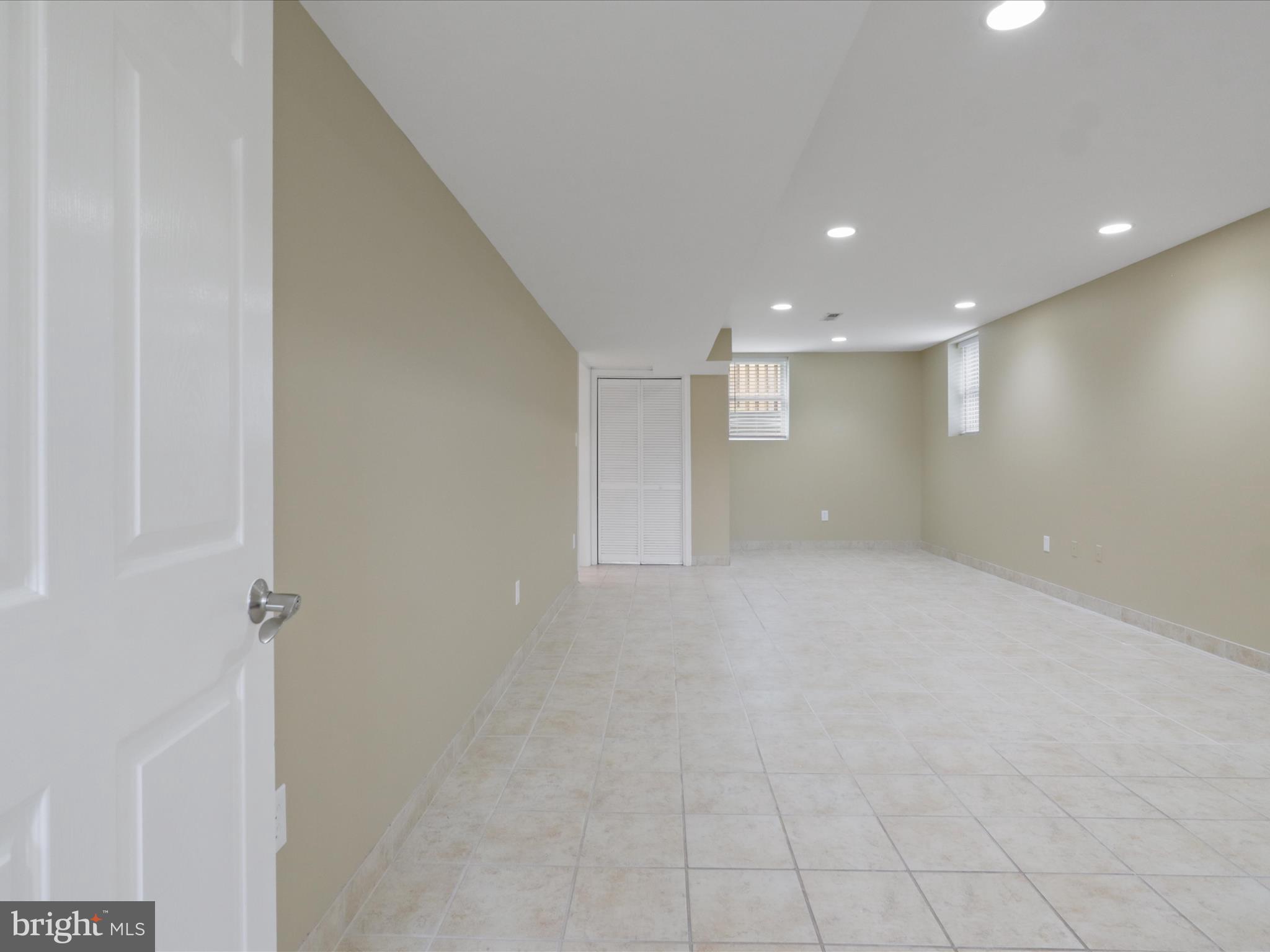 ROBERTS PLACE - Residential