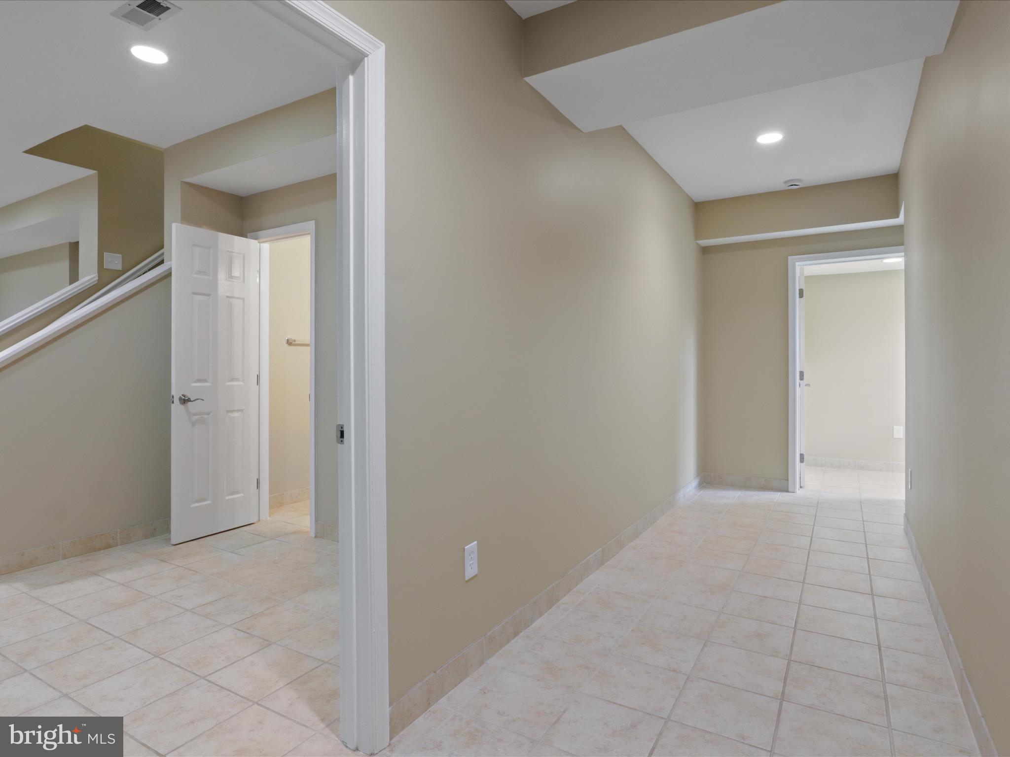 ROBERTS PLACE - Residential