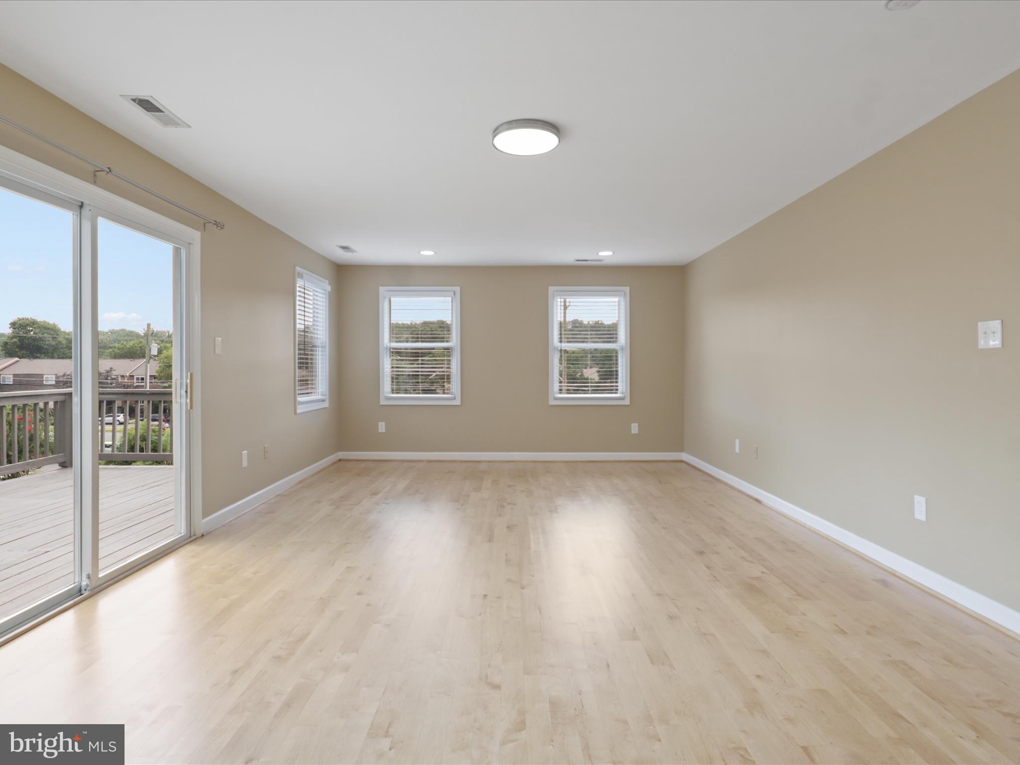 ROBERTS PLACE - Residential