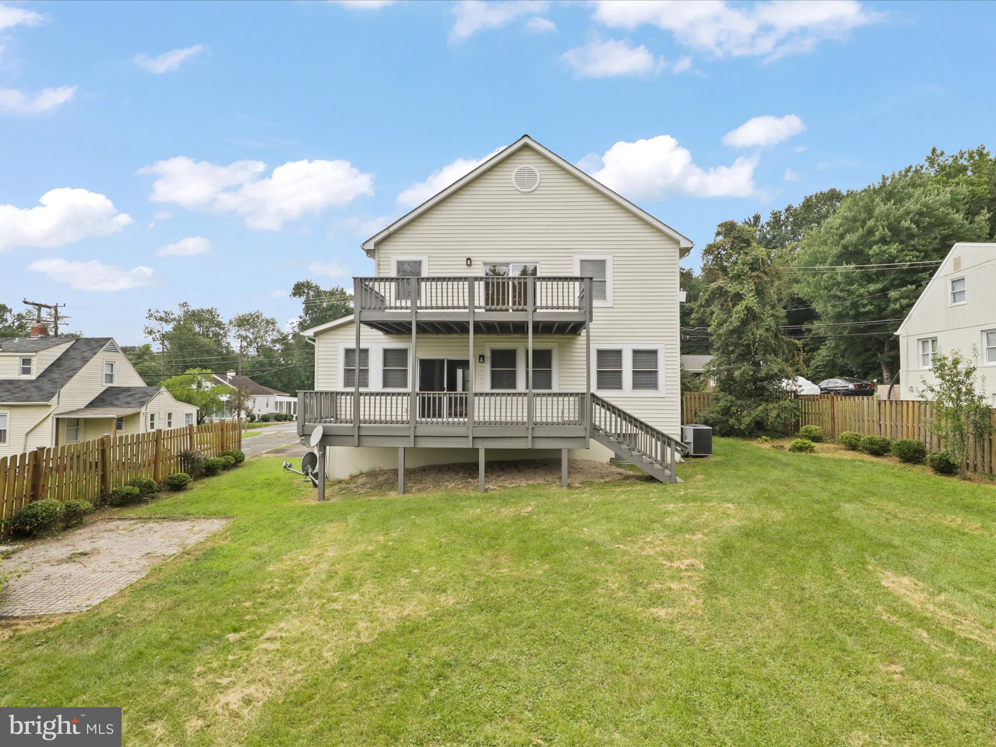 ROBERTS PLACE - Residential