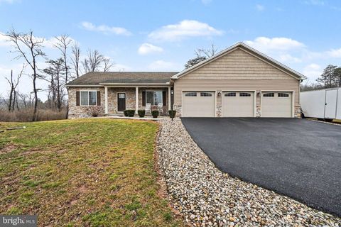 3235 SUTTON DRIVE HARRISBURG PA 17112