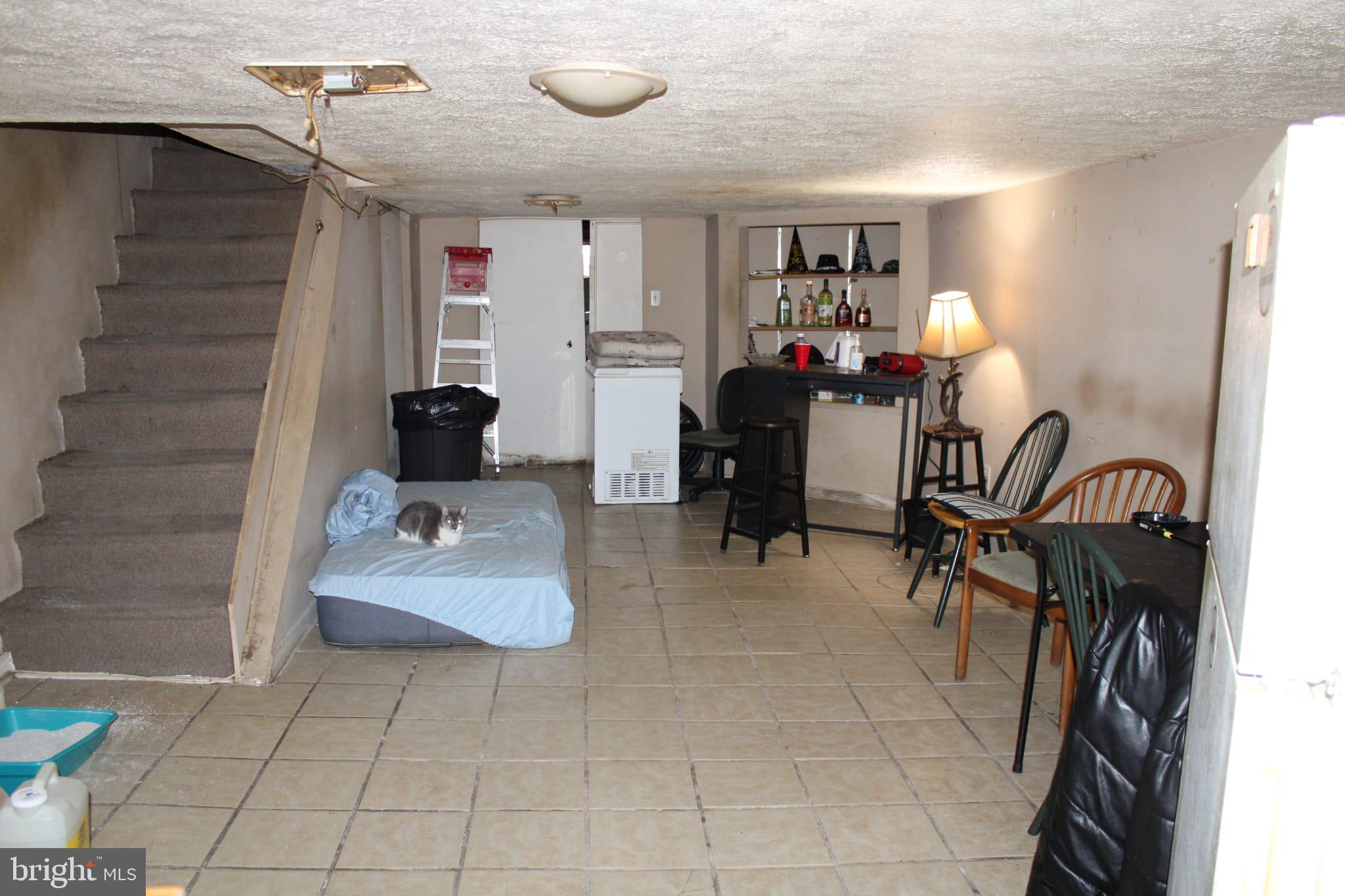 ELMWOOD PARK - Residential