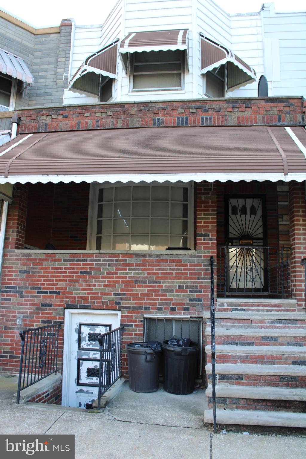 ELMWOOD PARK - Residential