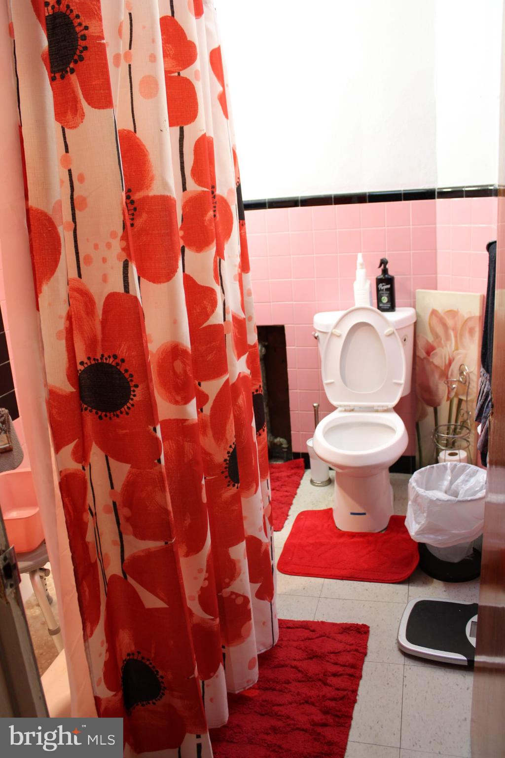 ELMWOOD PARK - Residential