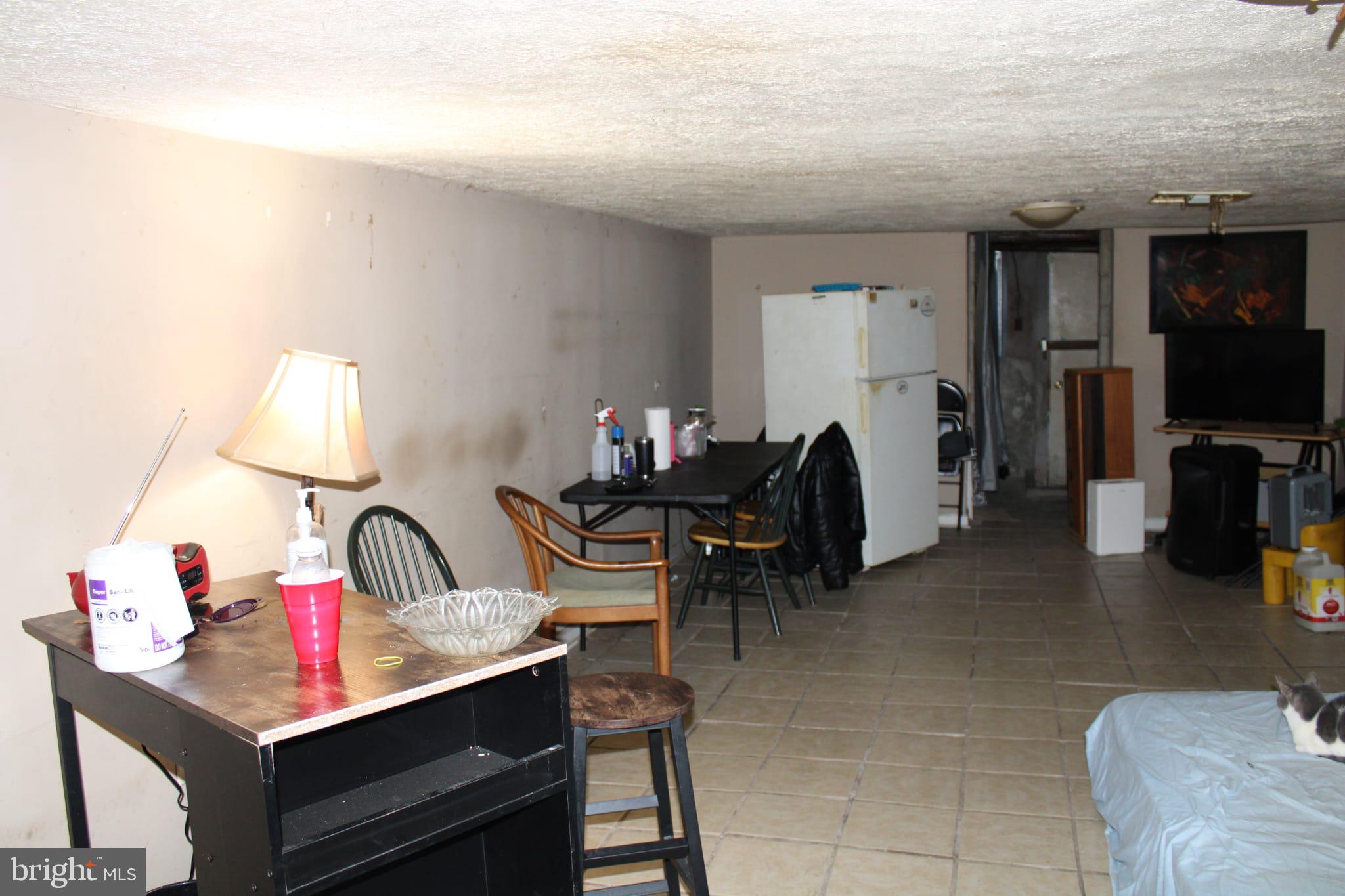 ELMWOOD PARK - Residential