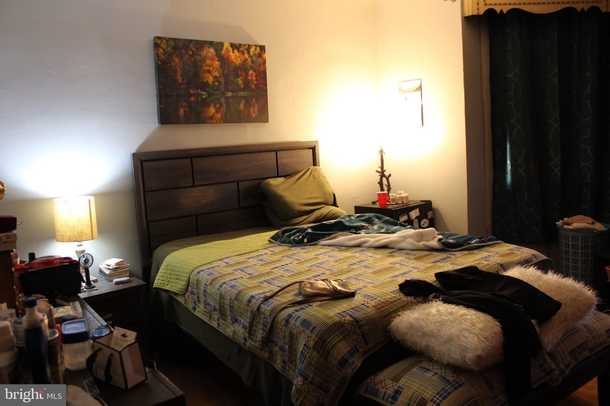 ELMWOOD PARK - Residential