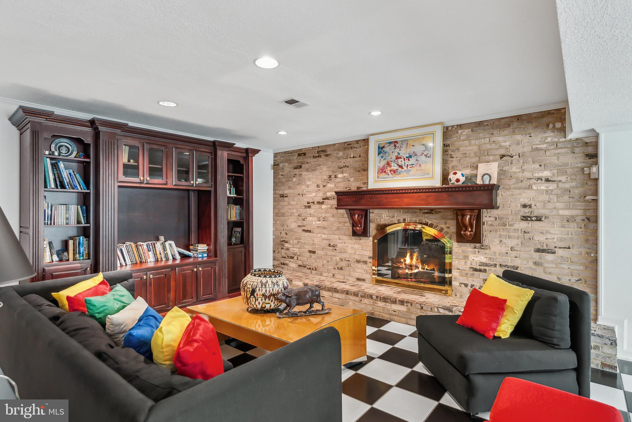 OLDE SWINKS MILL ESTATES - Residential